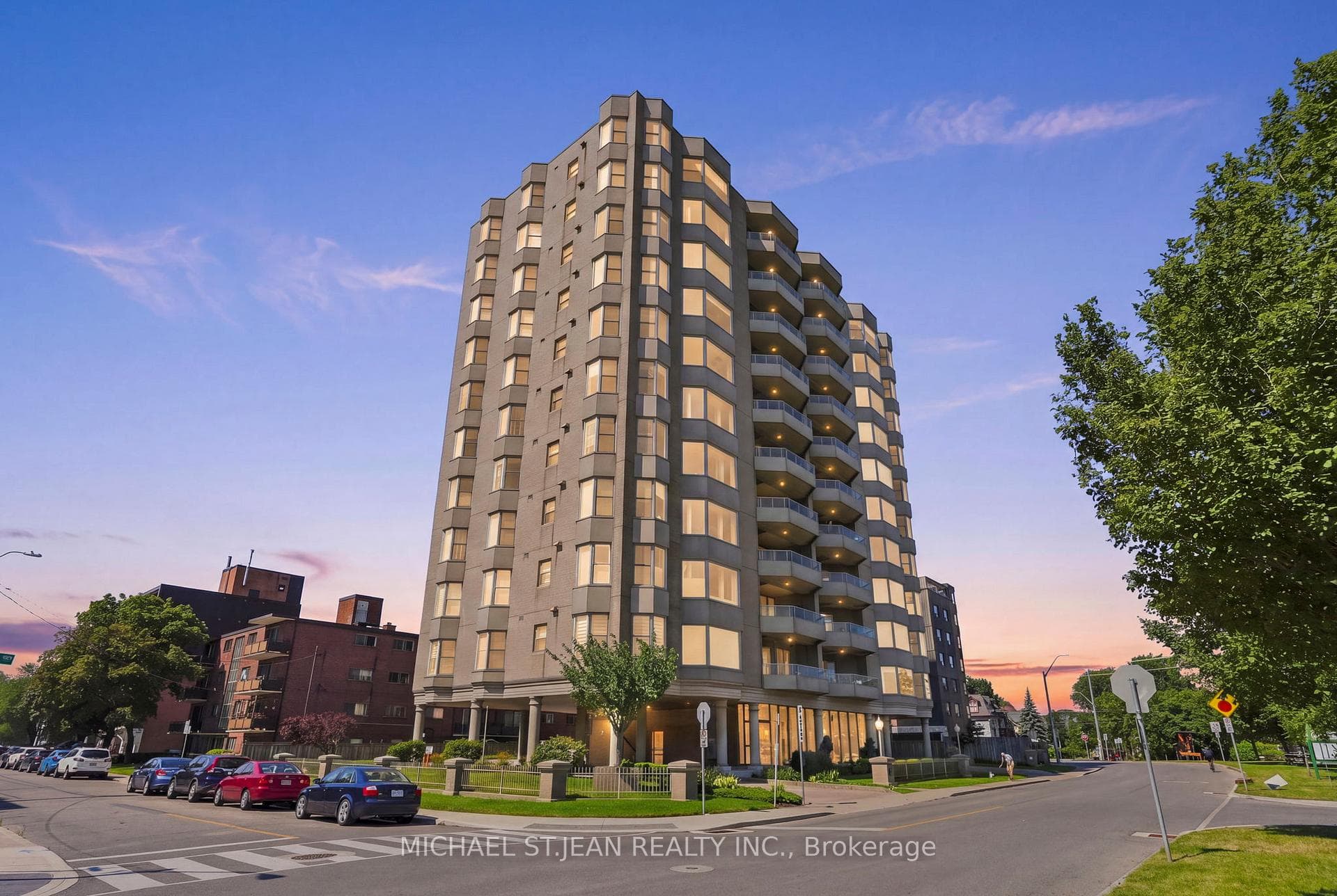 174 Mountain Park Avenue Unit 2W