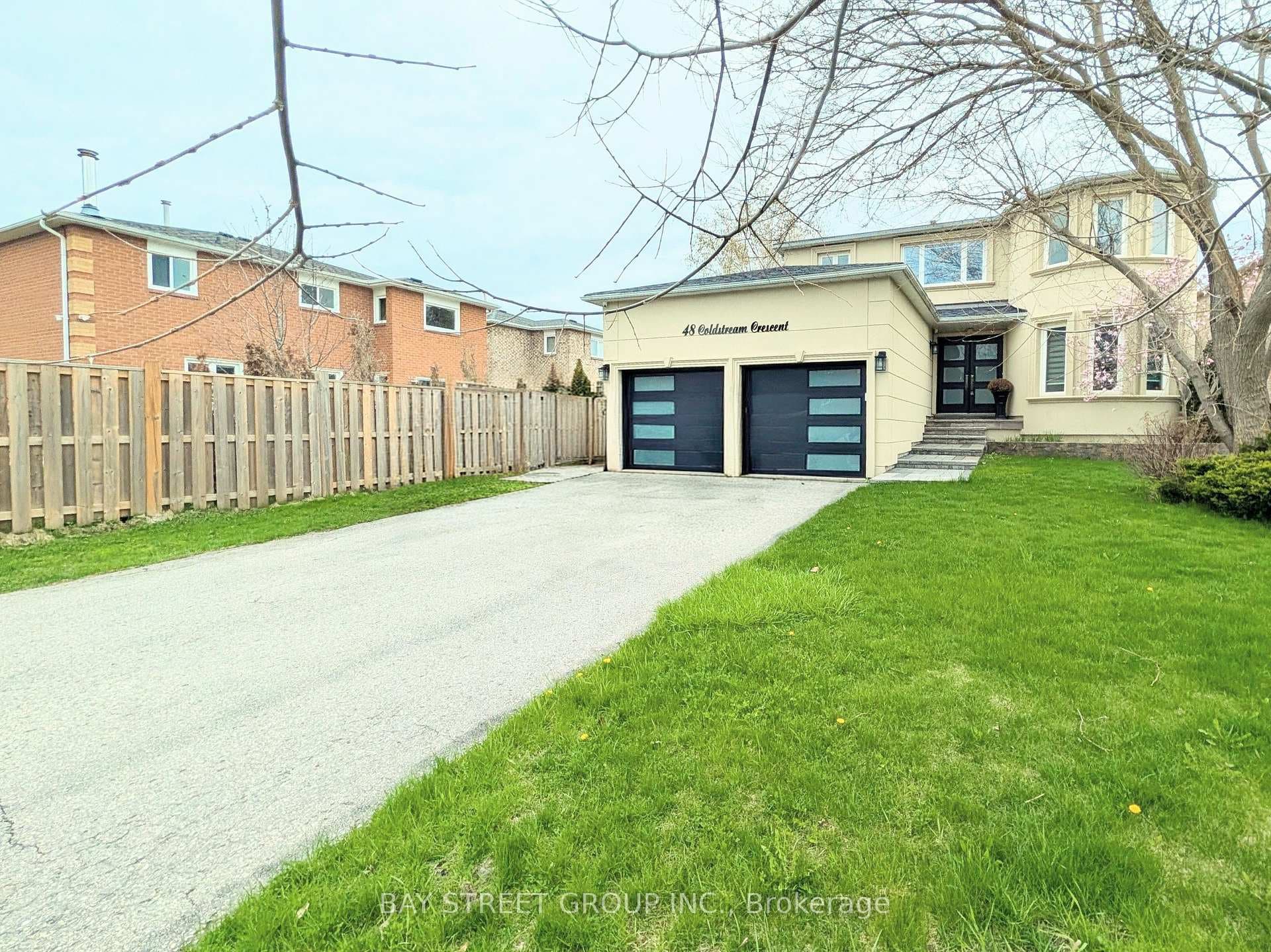 48 Coldstream Crescent
