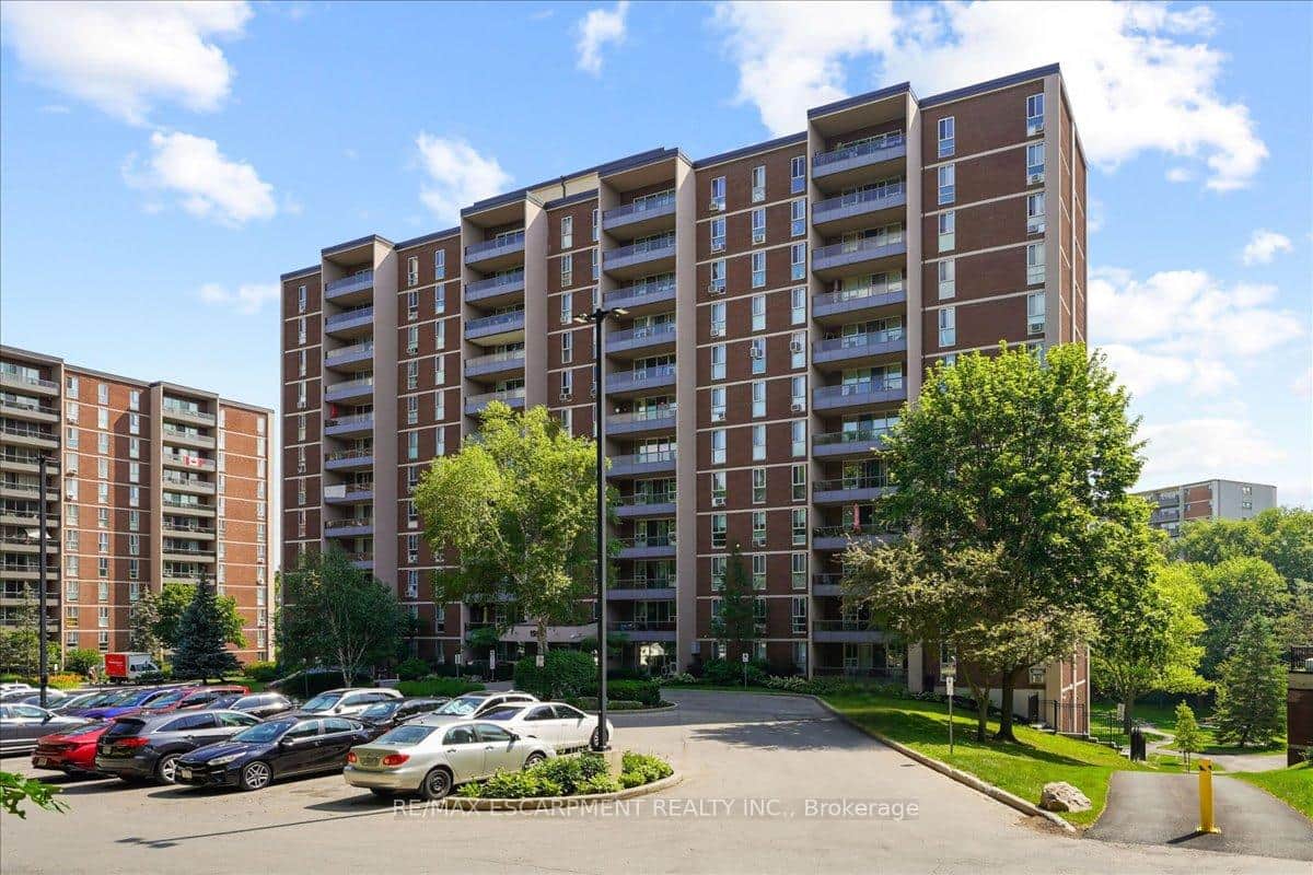 1966 Main Street Unit 801
