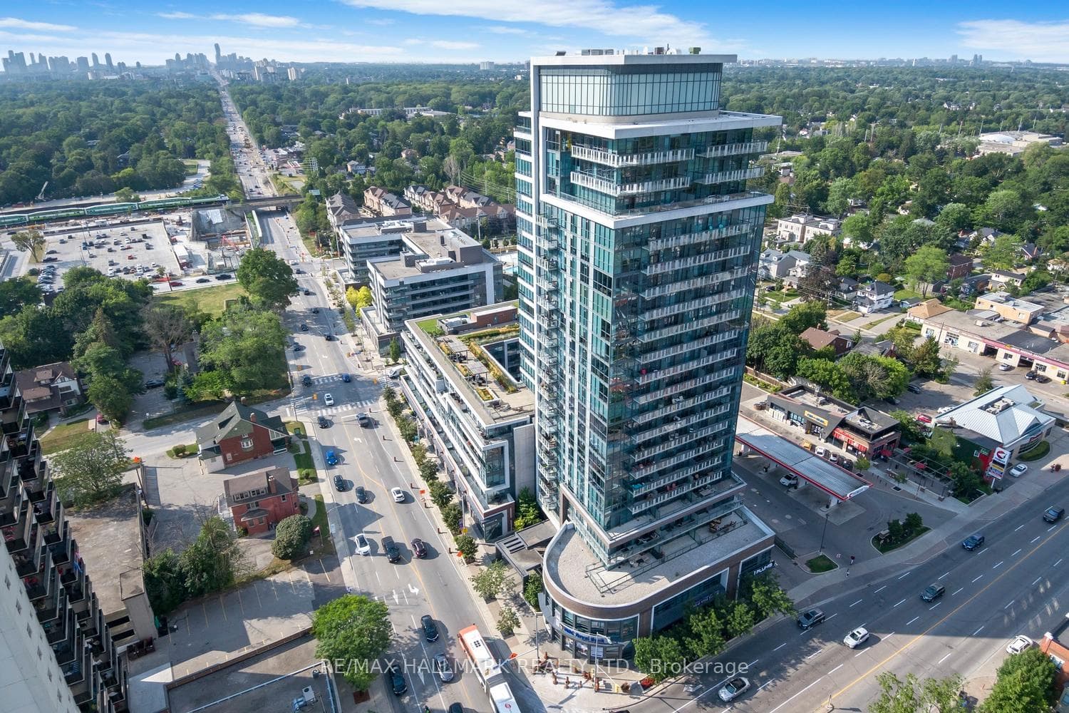 1 Hurontario Street Unit 601