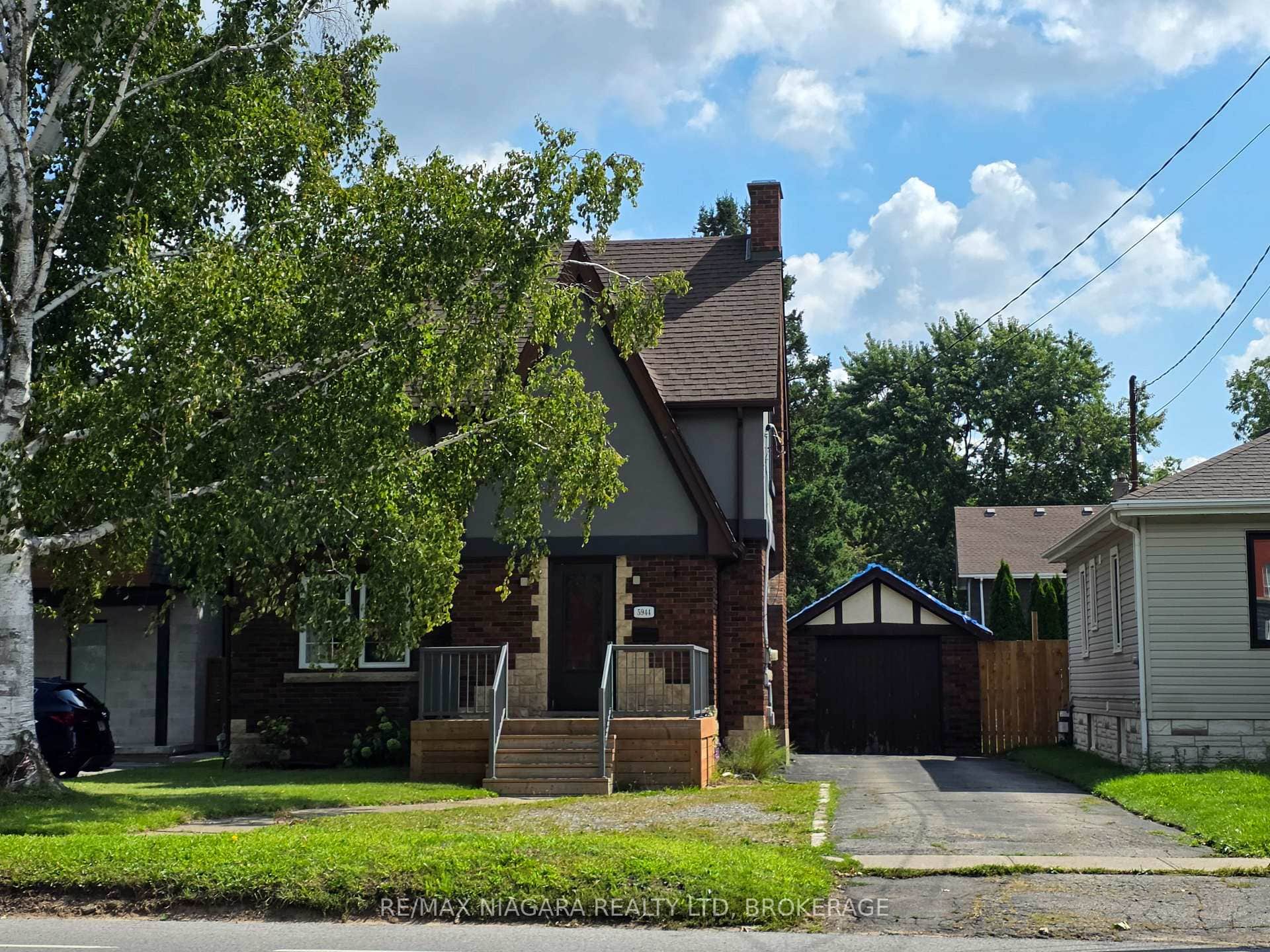 5944 Dorchester Road