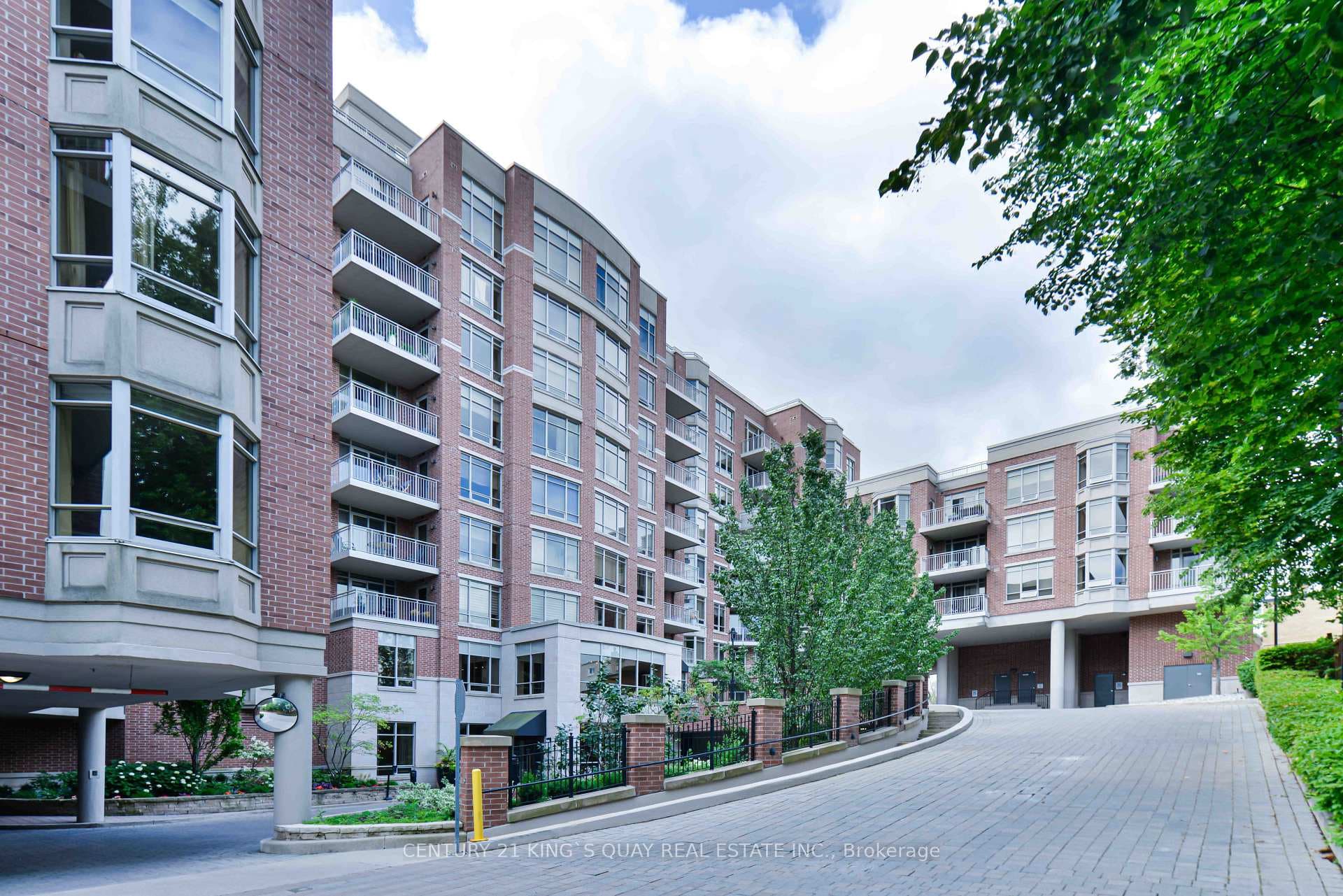 10101 Yonge Street Unit 510