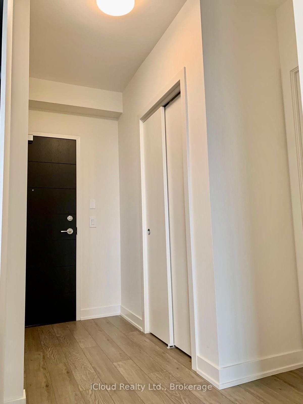 212 King William Street Unit 1116