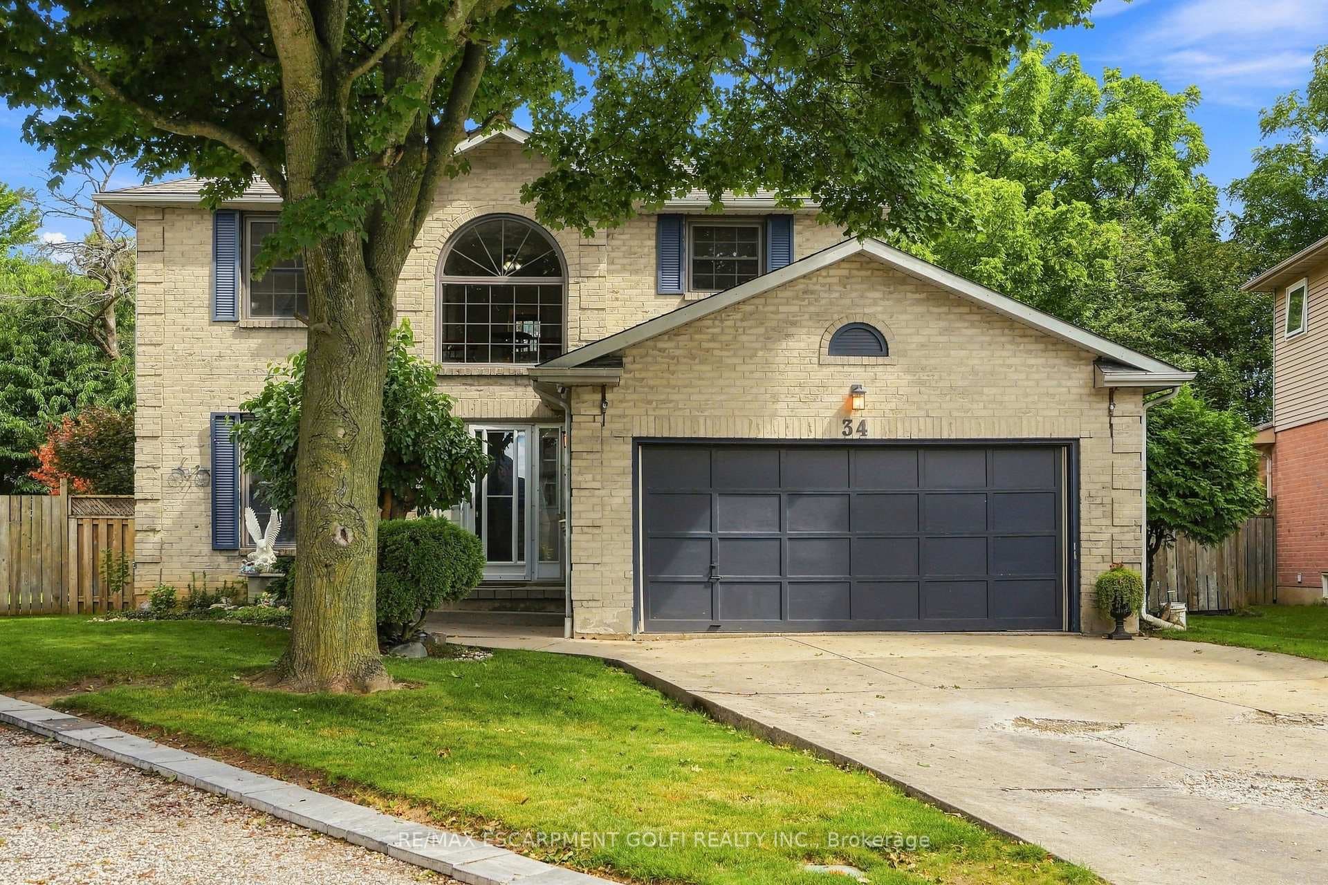 34 Lisajane Crescent
