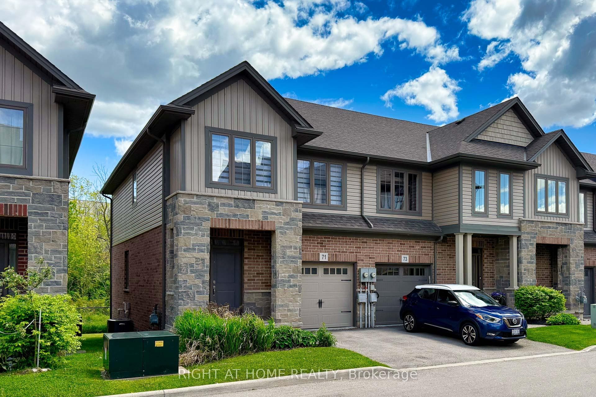71 Southshore Crescent