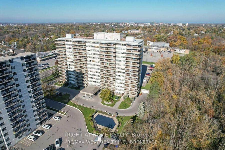 215 Glenridge Avenue Unit 207