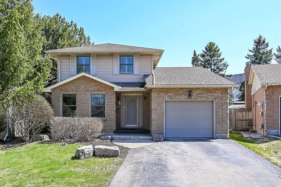 621 Tomahawk Crescent