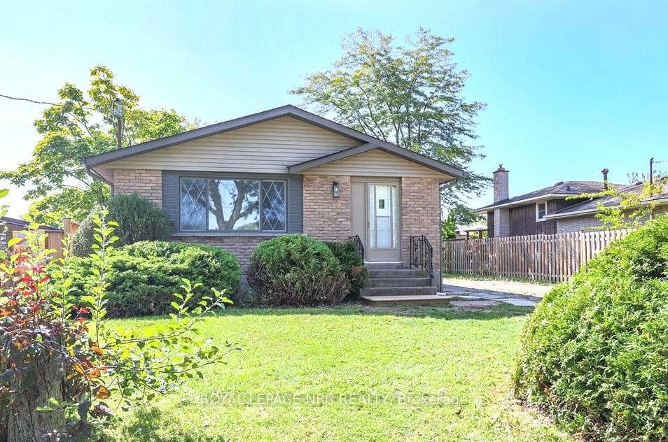 125 Meredith Drive Unit Lower