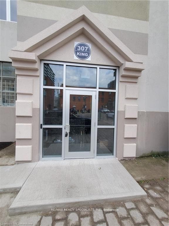 307 King Street Unit 303