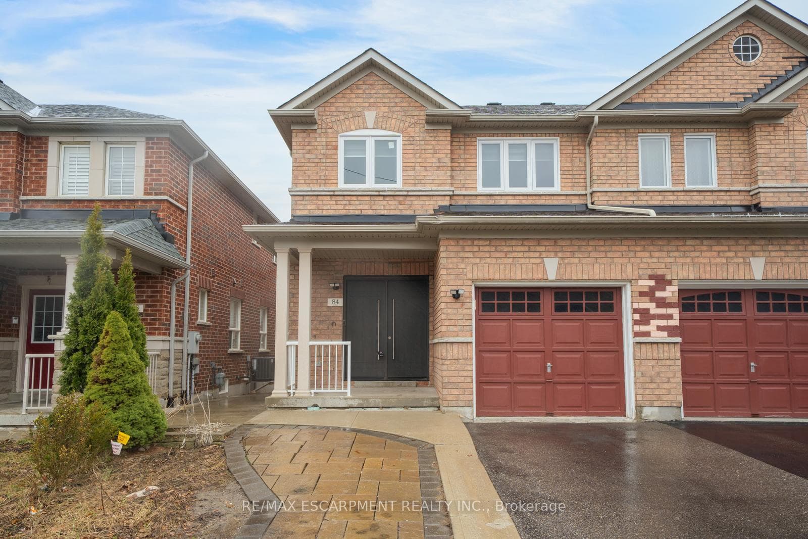 84 Andriana Crescent