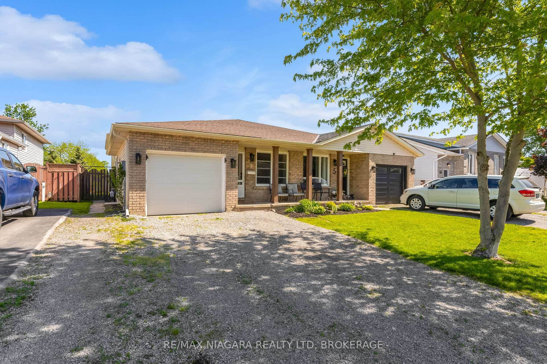 7 Hillcrest Road