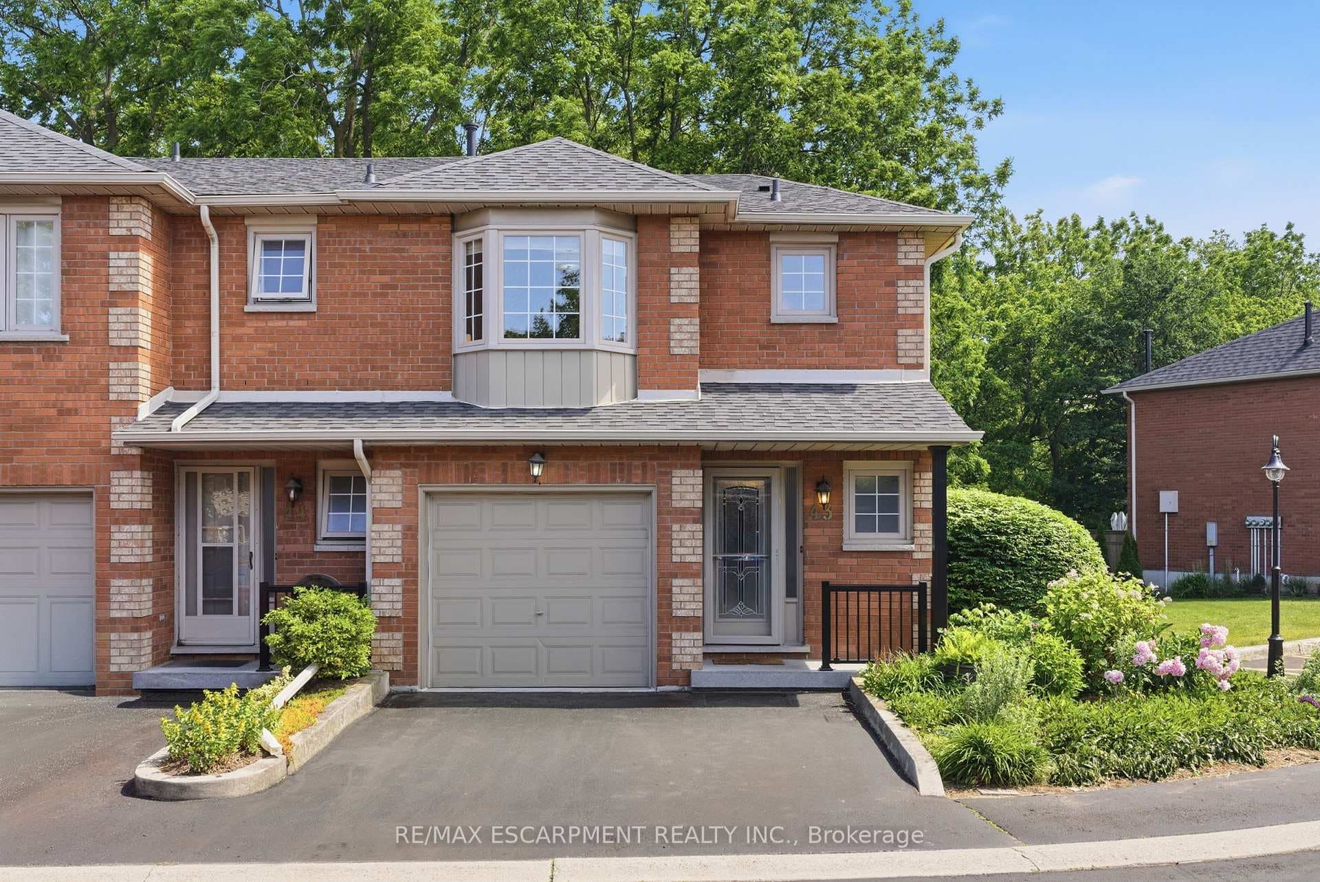 255 Mount Albion Road Unit 43