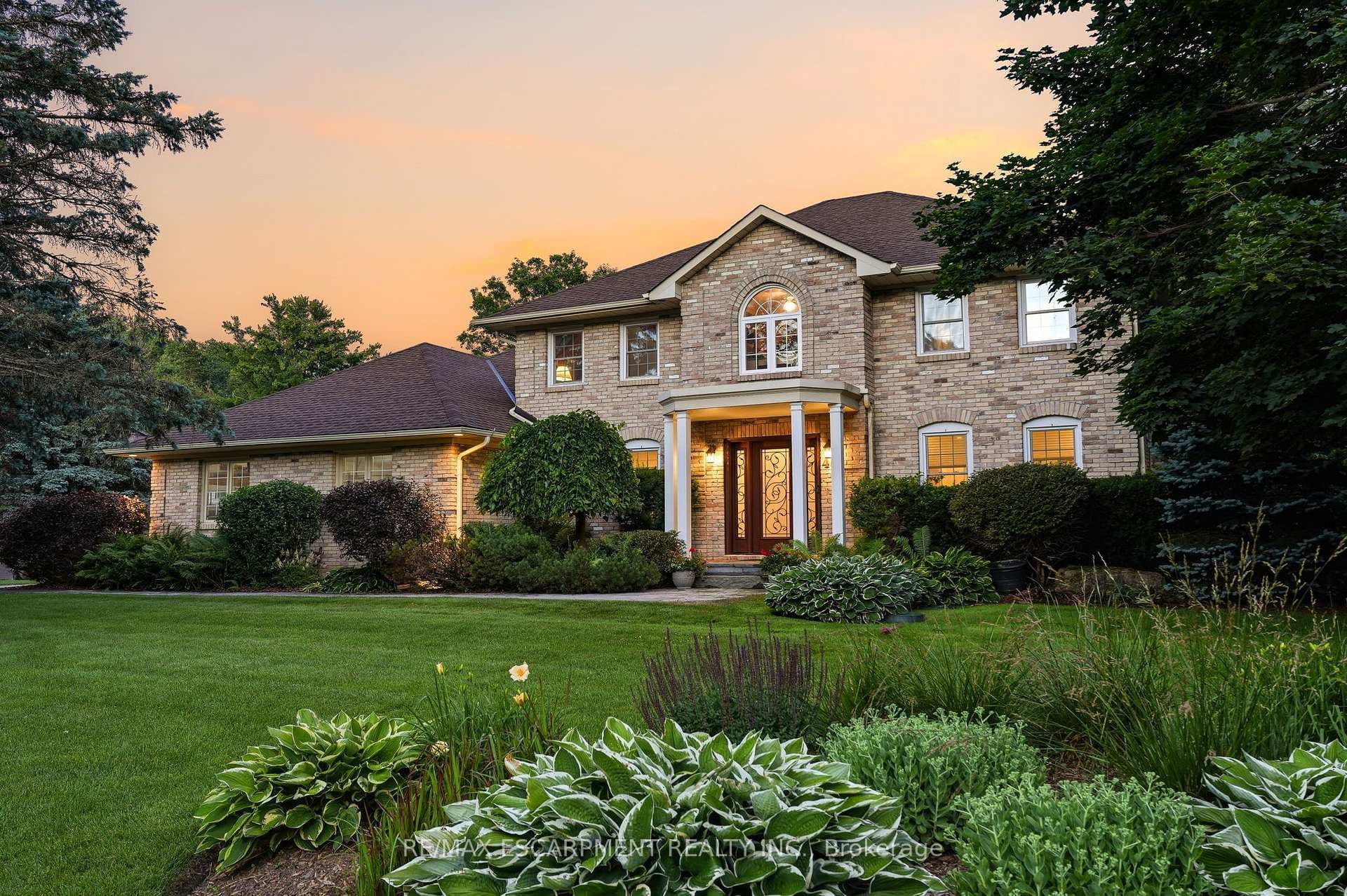 48 Woodend Drive