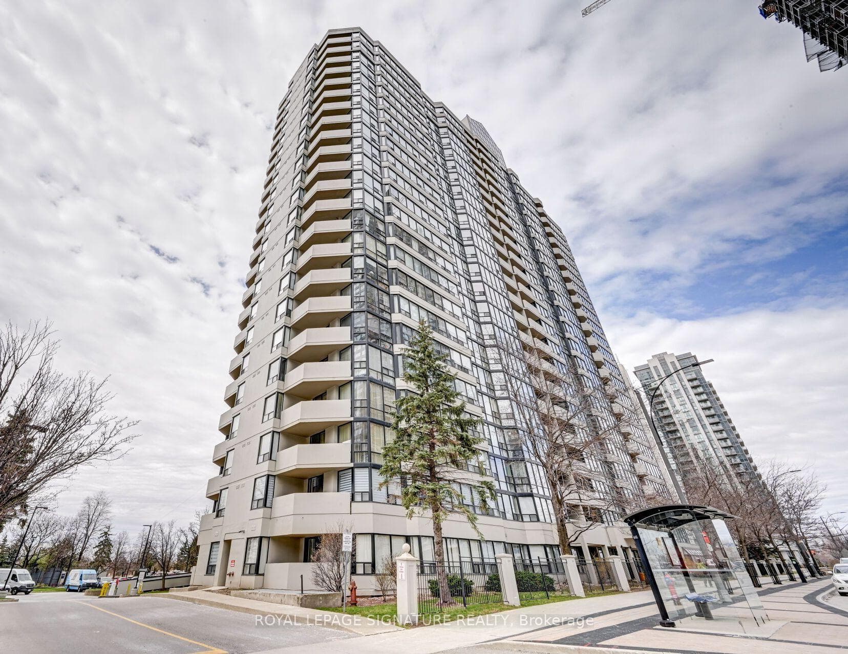330 Rathburn Road Unit 2209