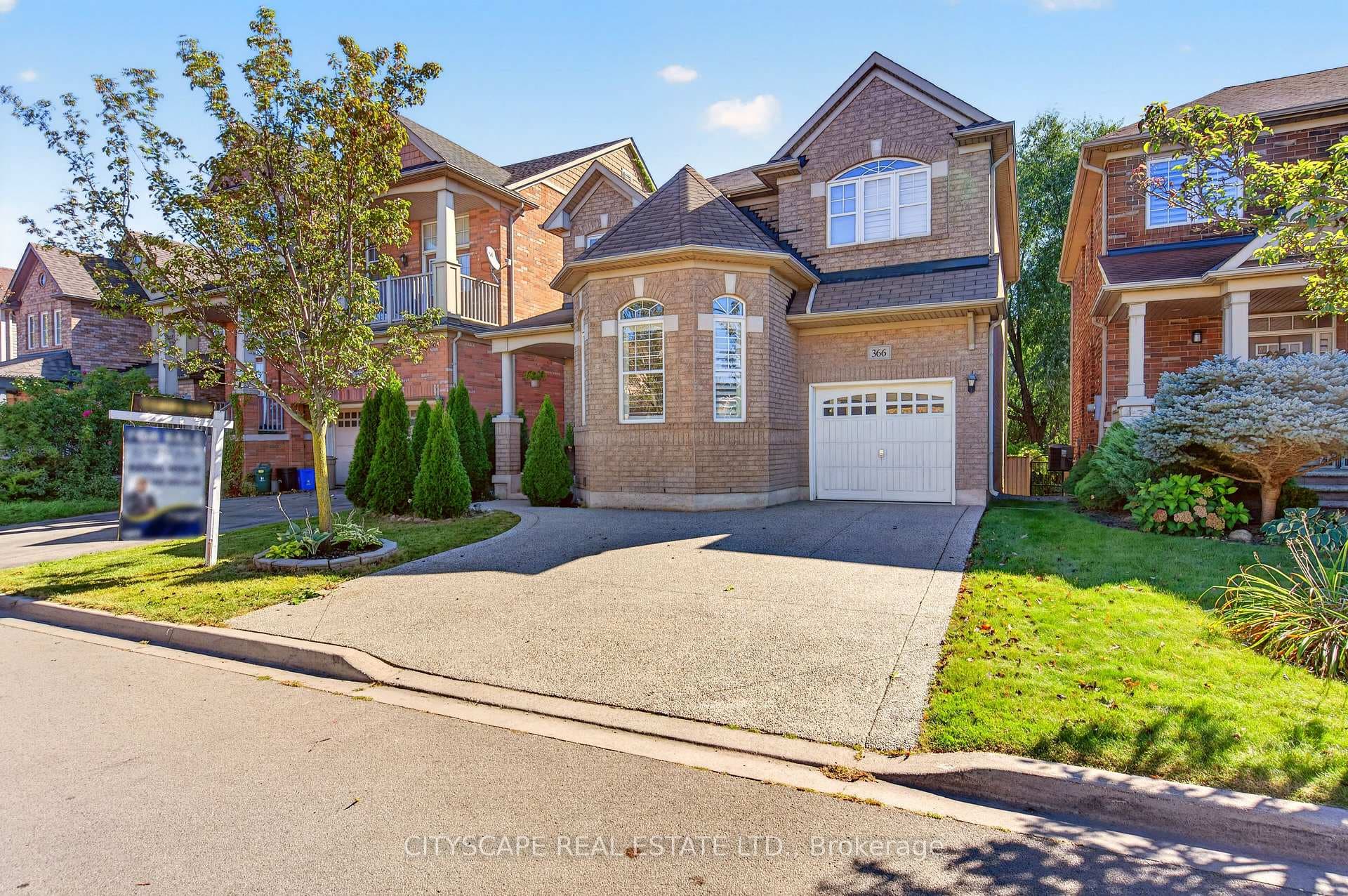 366 Montreal Circle
