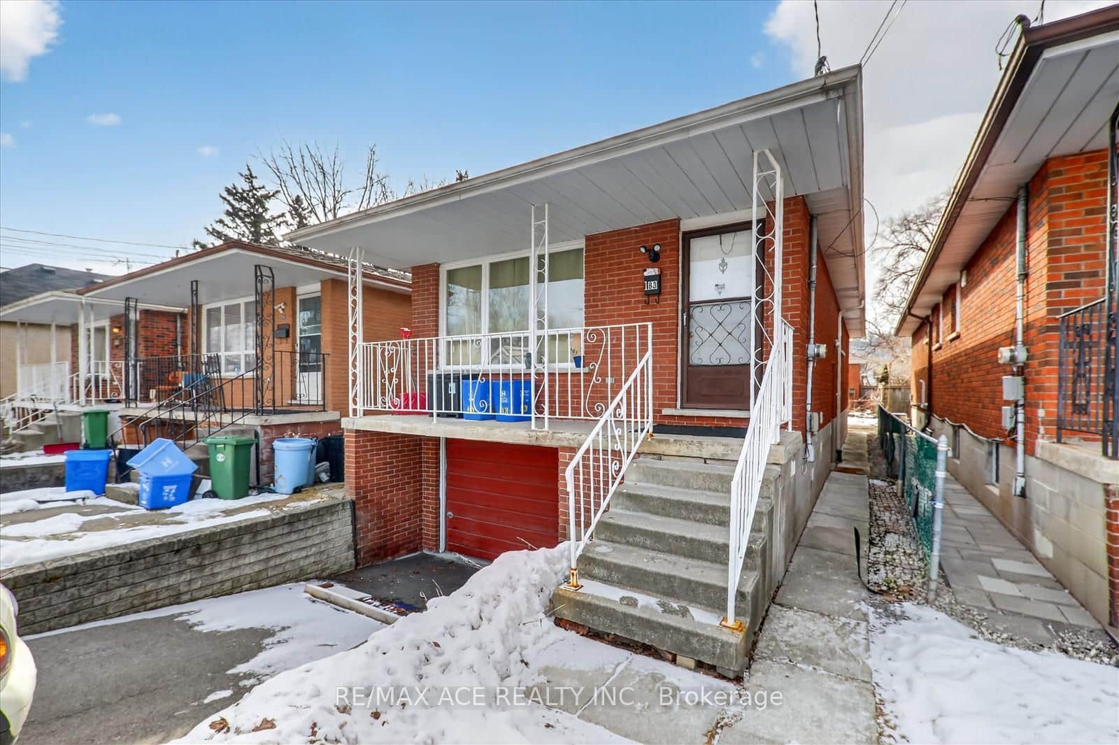 83 Ward Avenue Unit Bsmt Room 1