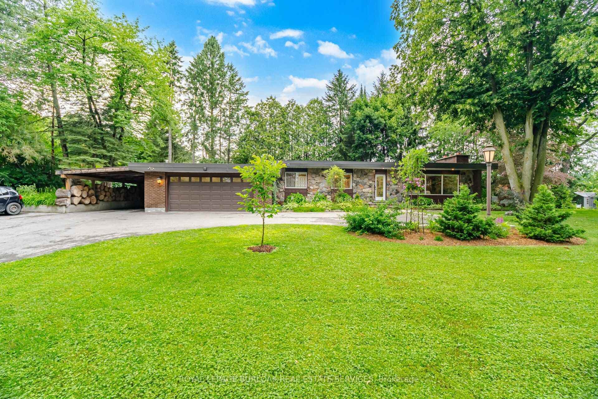 915 Governors Road