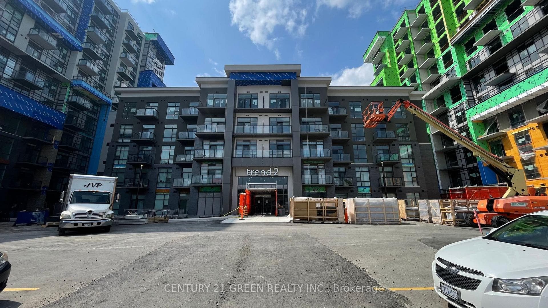 460 Dundas Street Unit 214