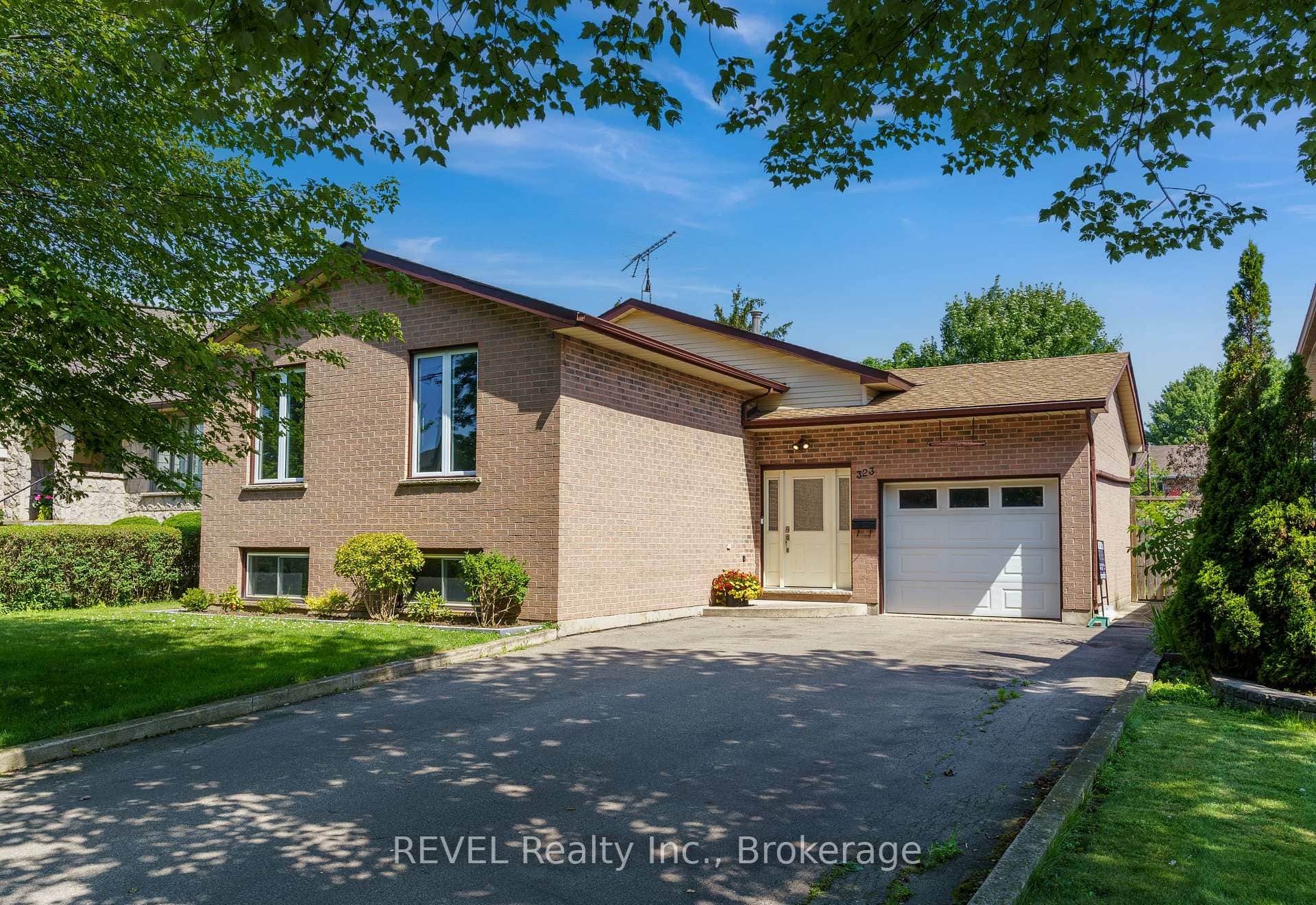 323 Barrick Road