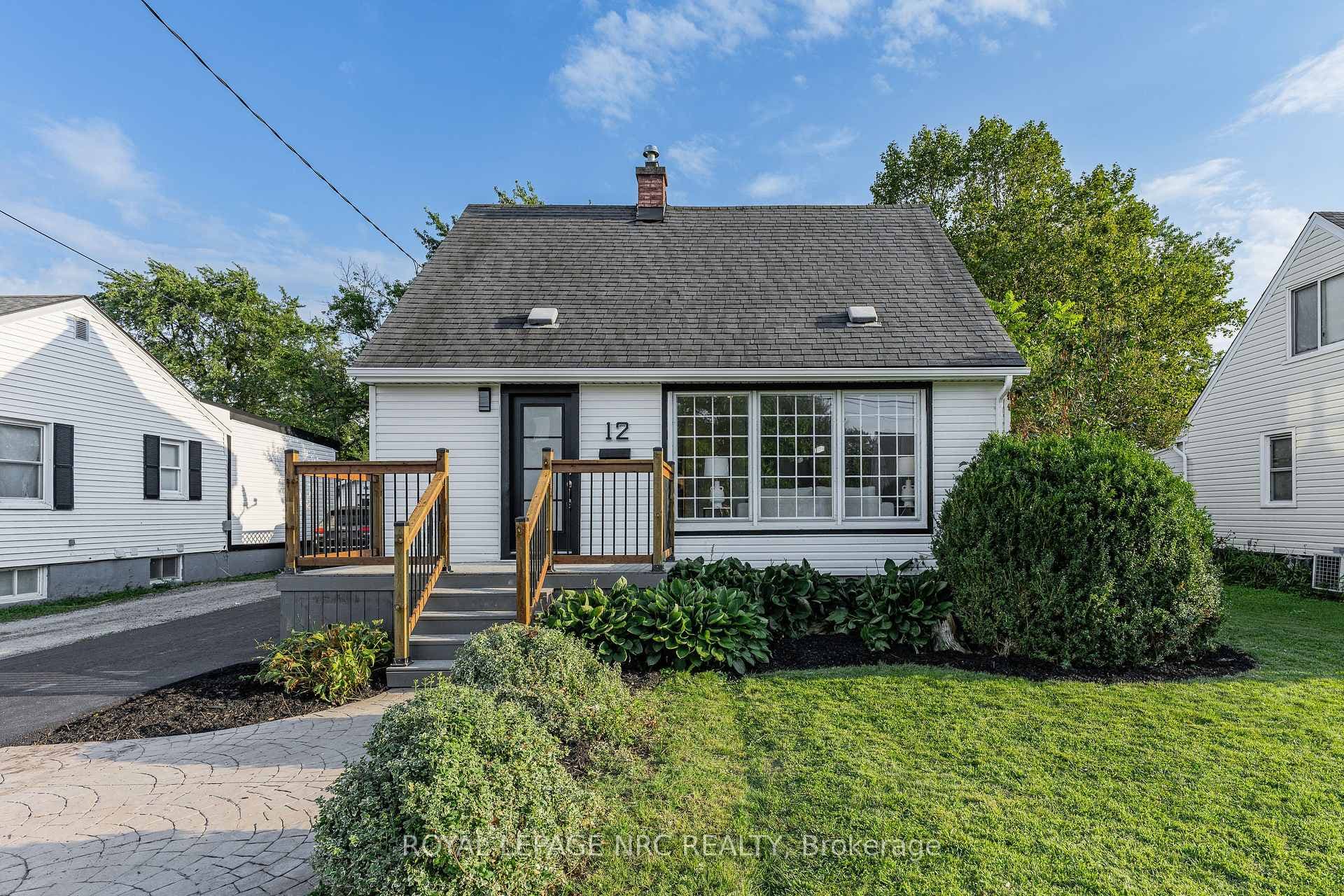 12 Admiral Road