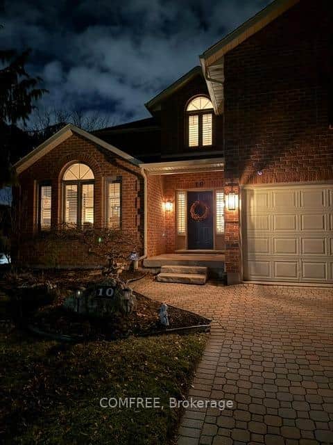 10 Endicott Drive