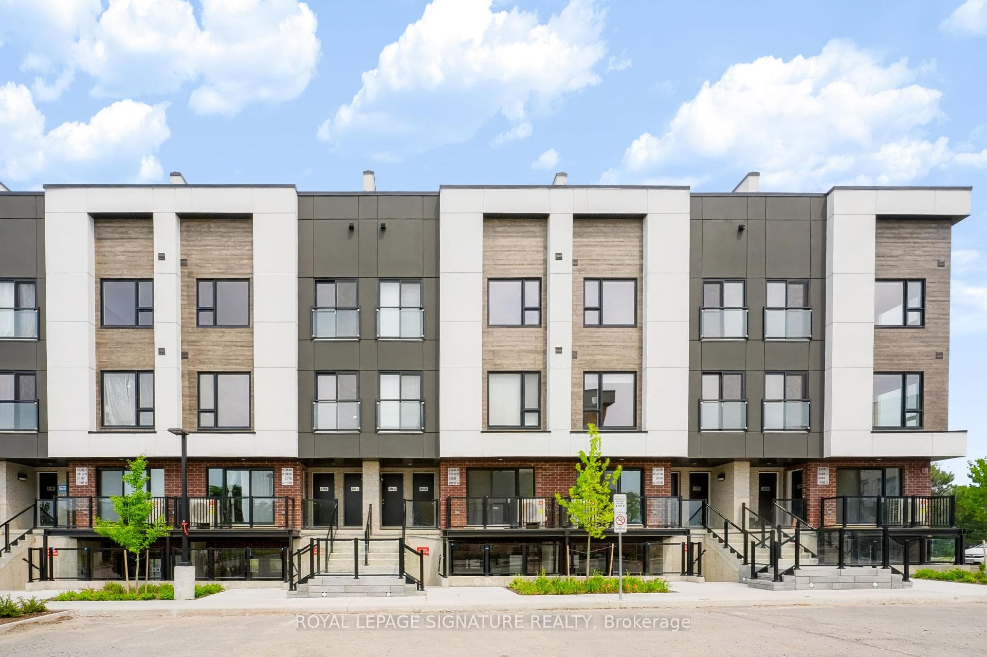16 Melbourne Avenue Unit 316B