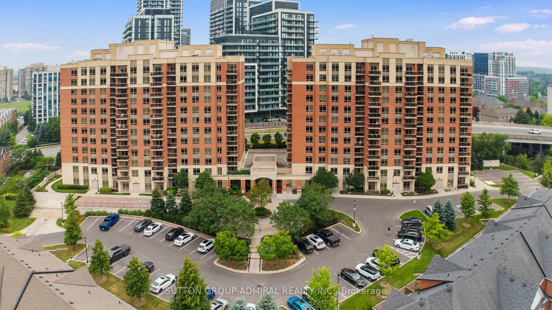 73 King William Crescent Unit 307