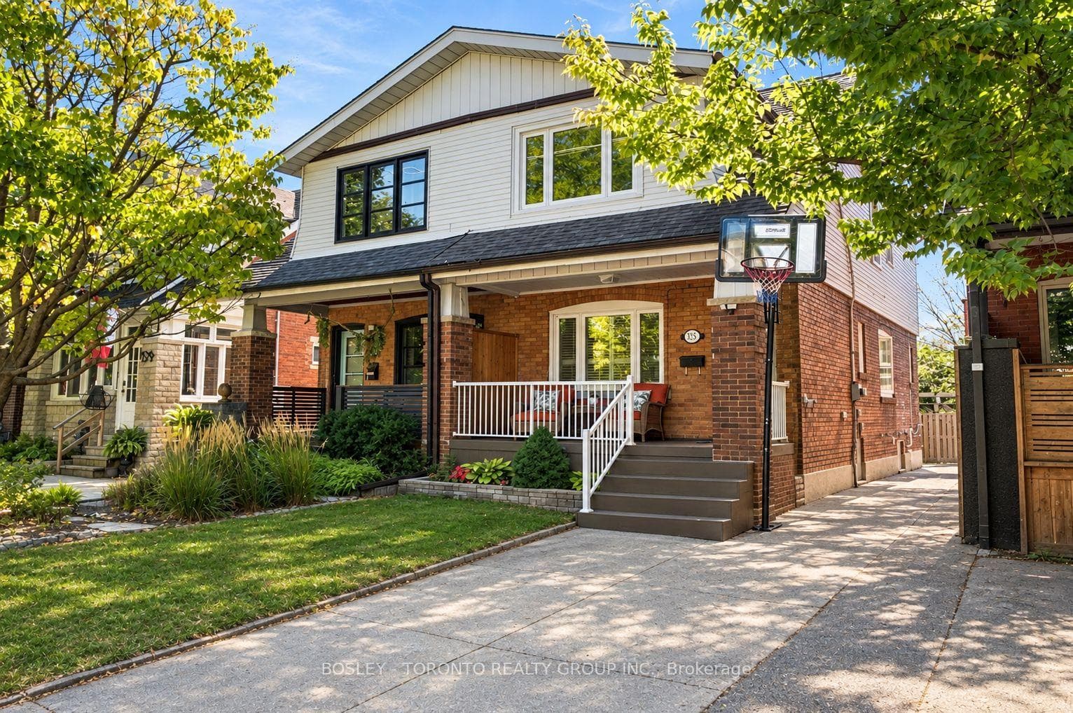 135 Wolverleigh Boulevard