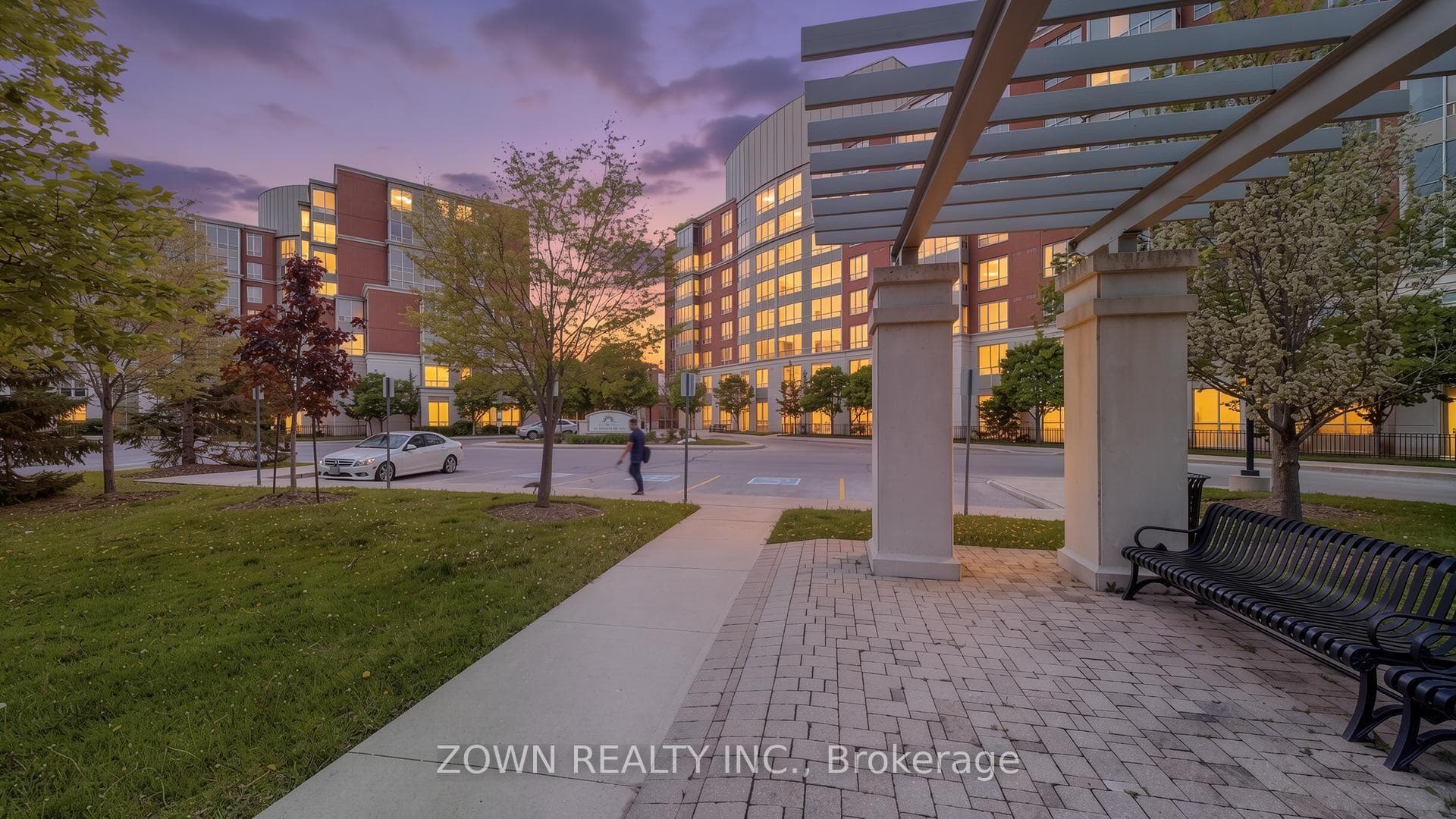 7363 Kennedy Road Unit 519