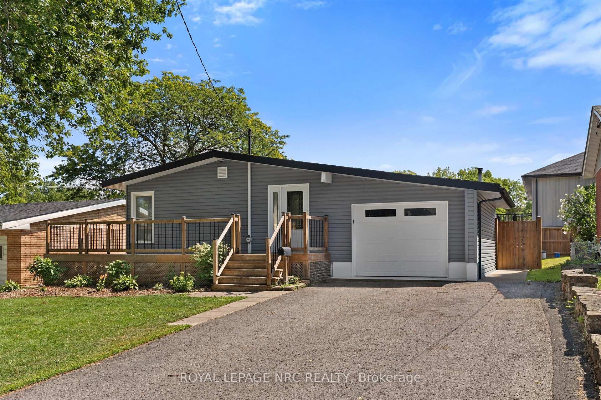 64 Welland Street