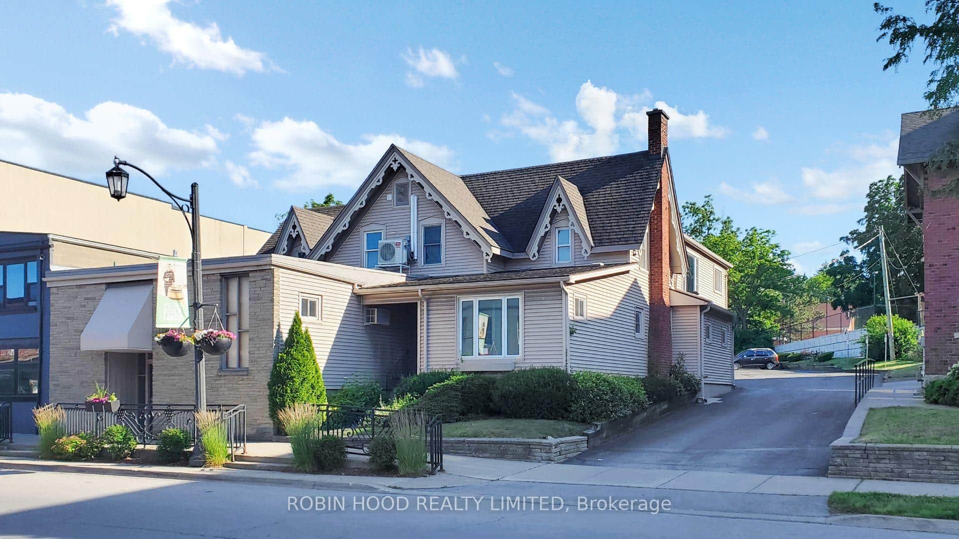 4998 King Street Unit 14