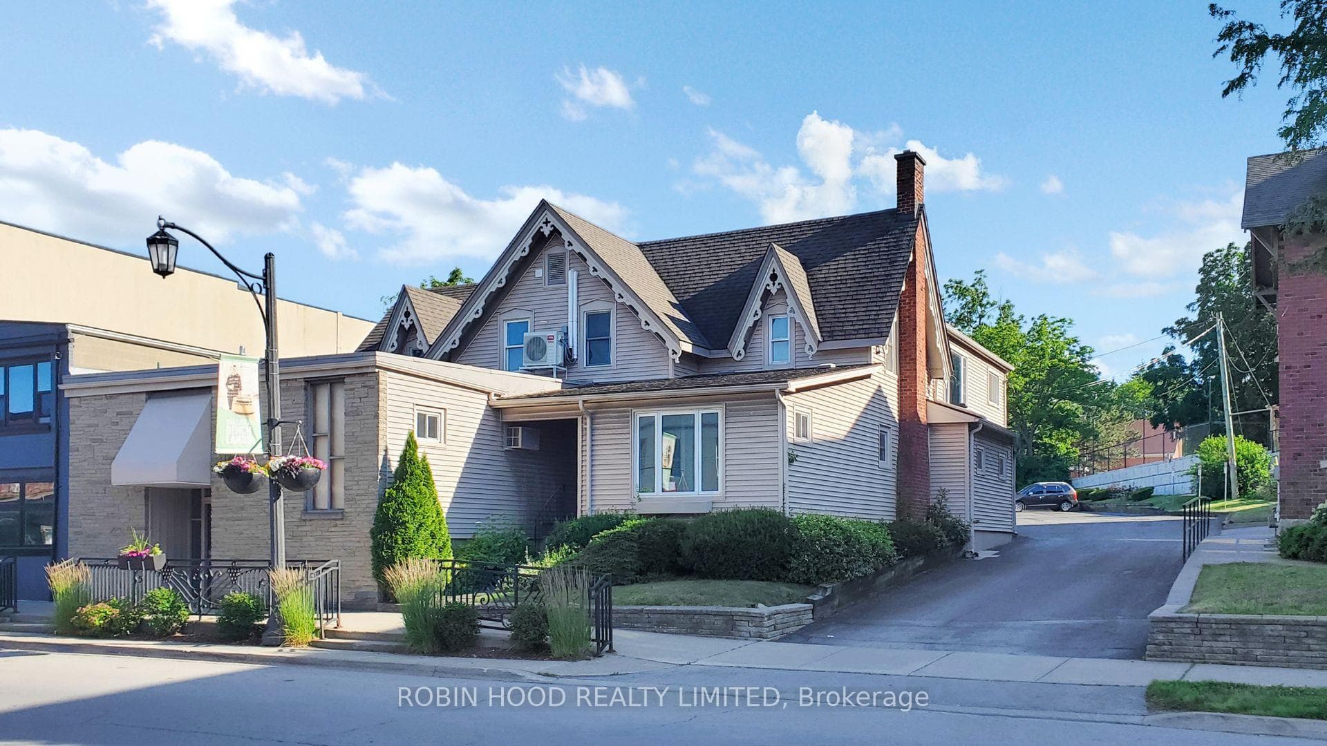 4998 King Street Unit 14