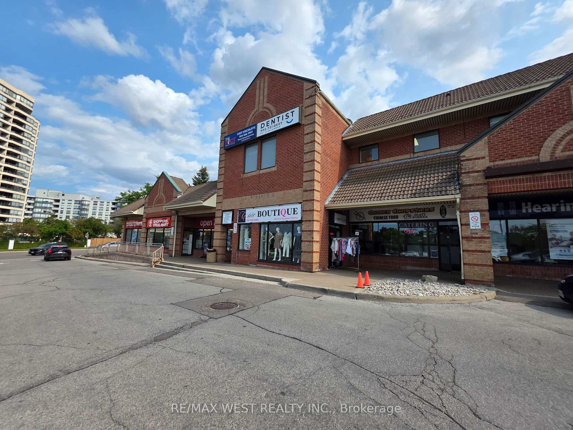 441 Clark Avenue Unit 16A