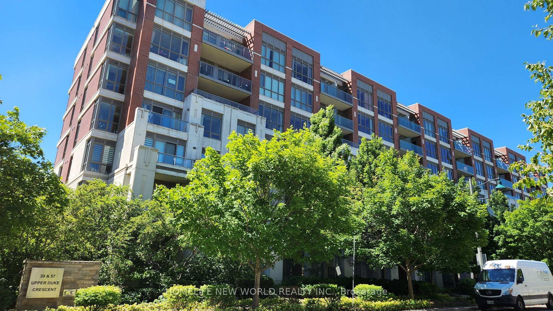 39 Upper Duke Crescent Unit 507