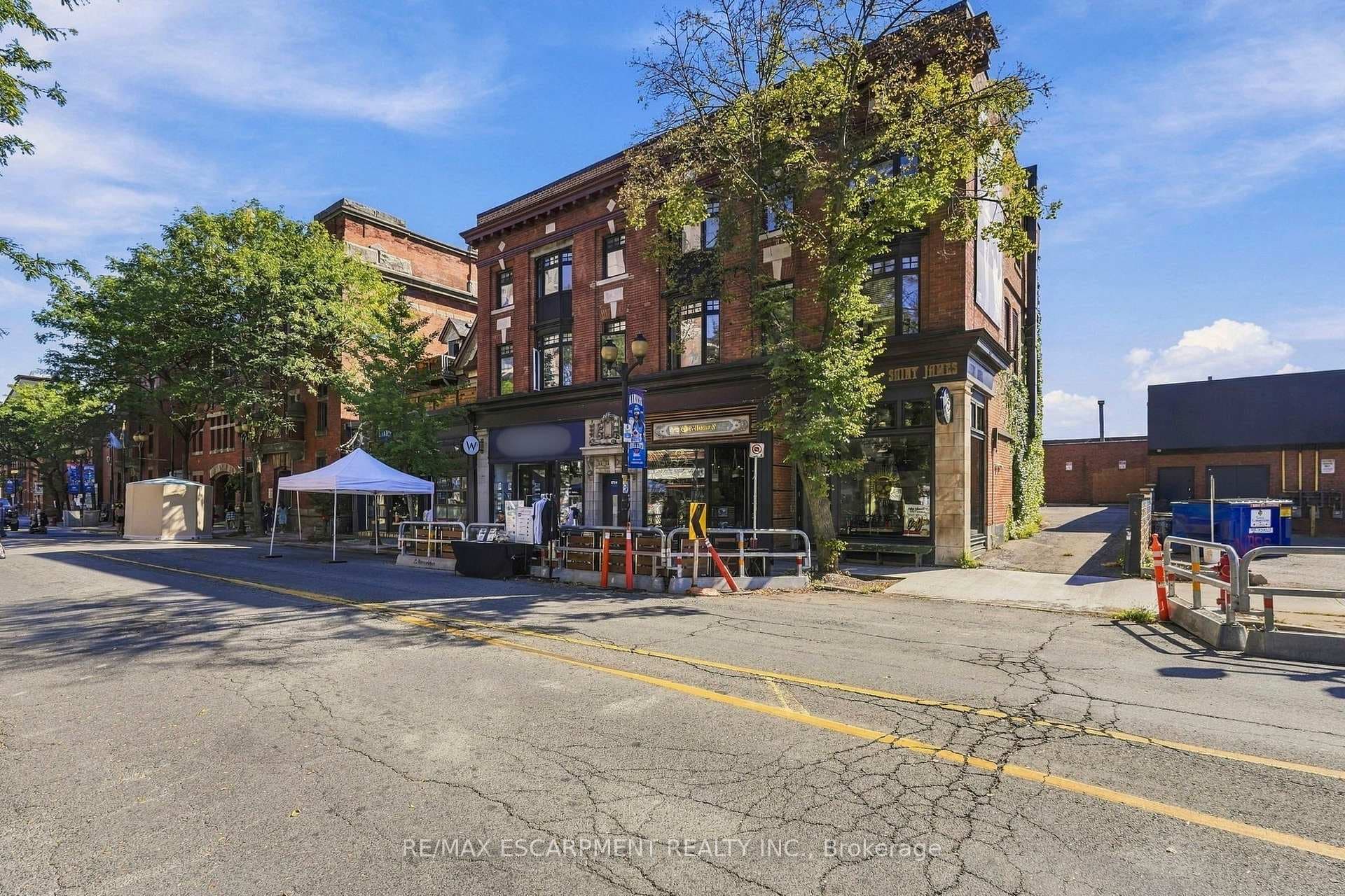 172 1/2 James Street Unit 4