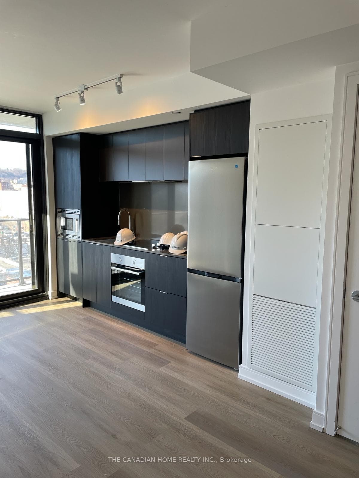1 JARVIS Street Unit 907