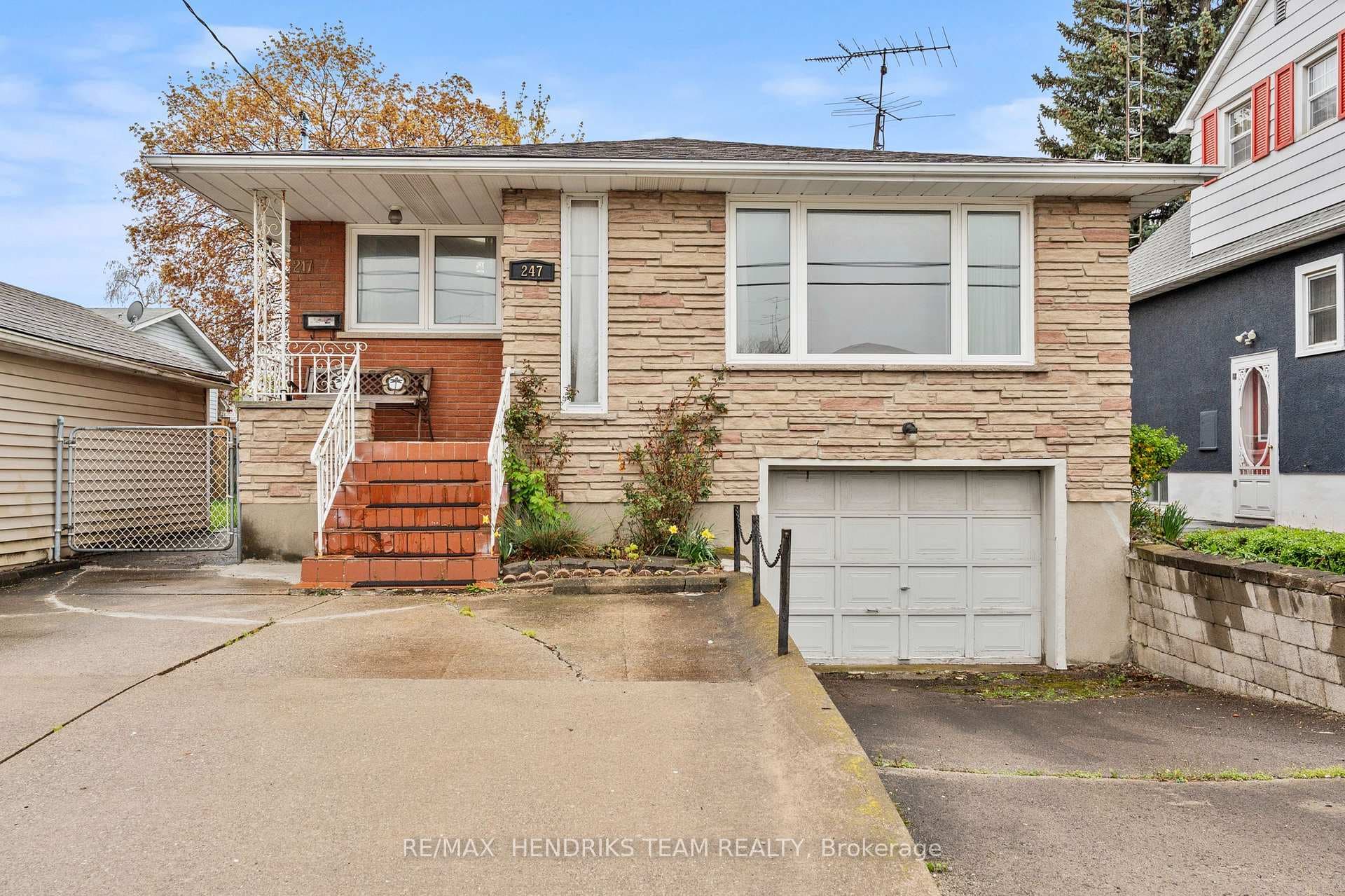 247 Grantham Avenue