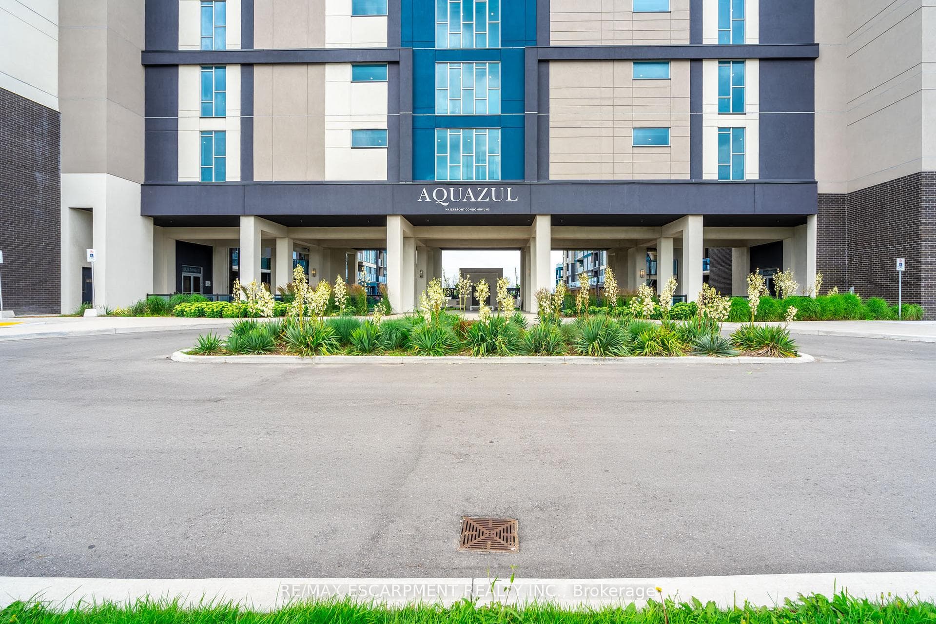 16 Concord Place Unit 205