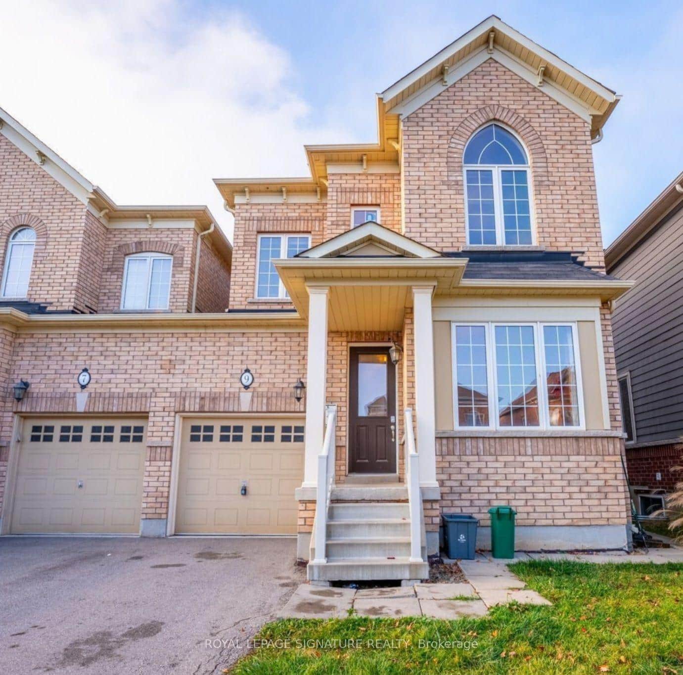 9 White Ash Road Unit Room B