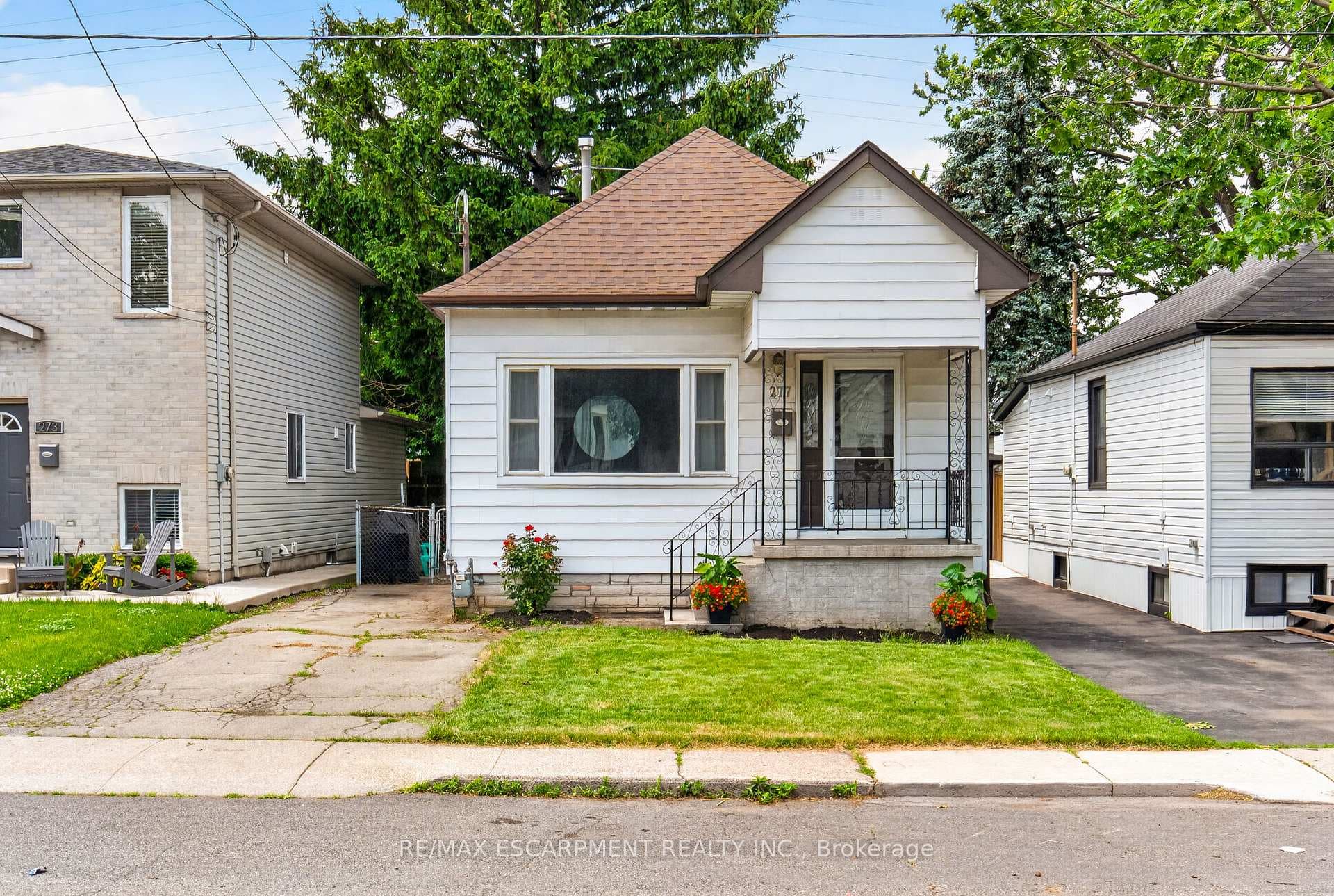 277 Normanhurst Avenue