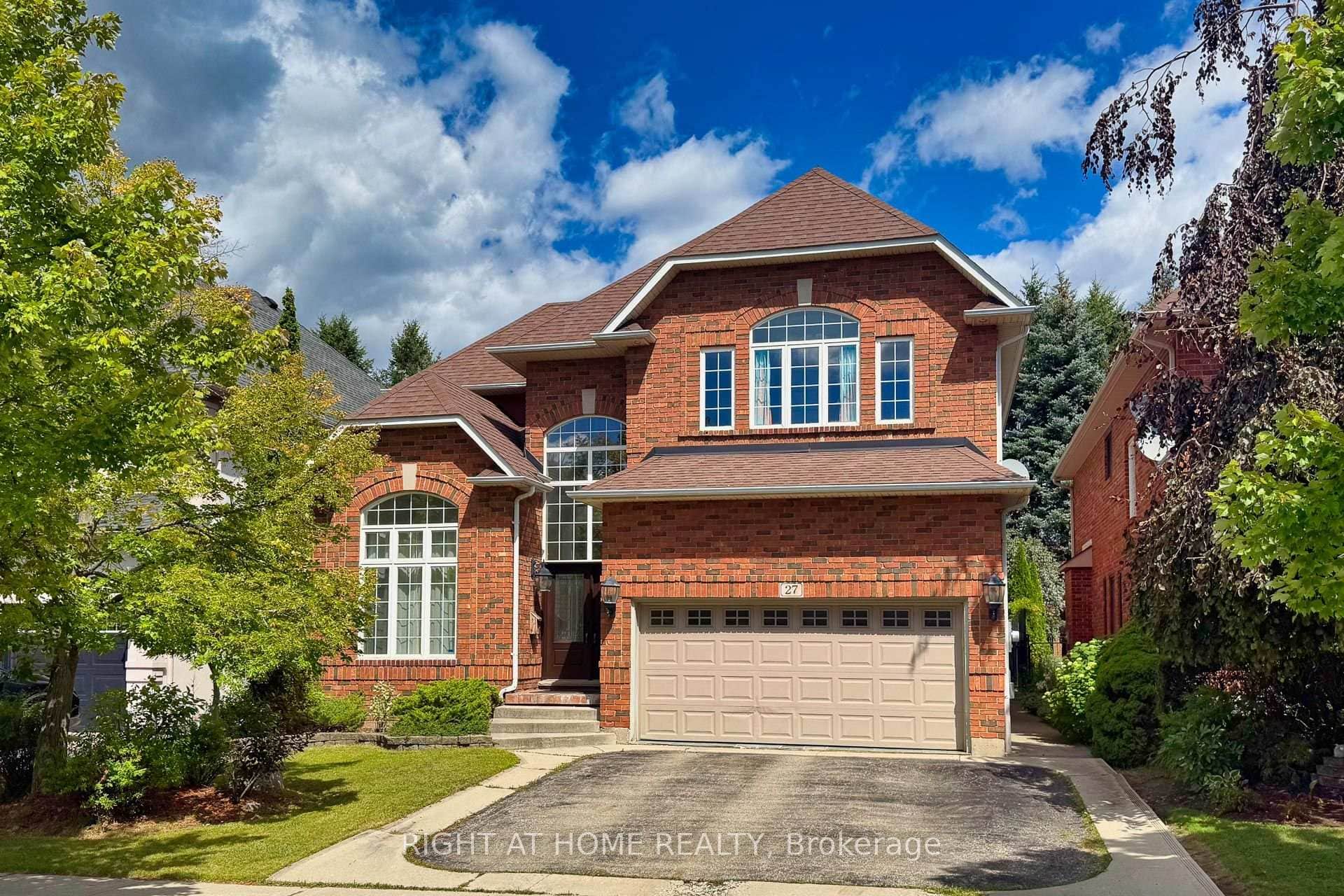 27 Thoroughbred Boulevard
