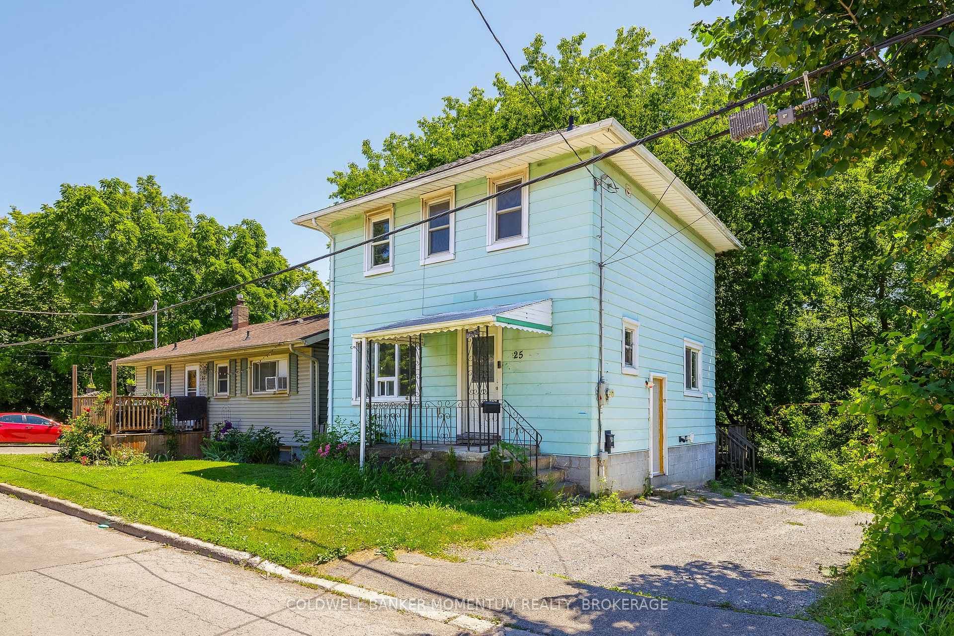 25 GALE Crescent