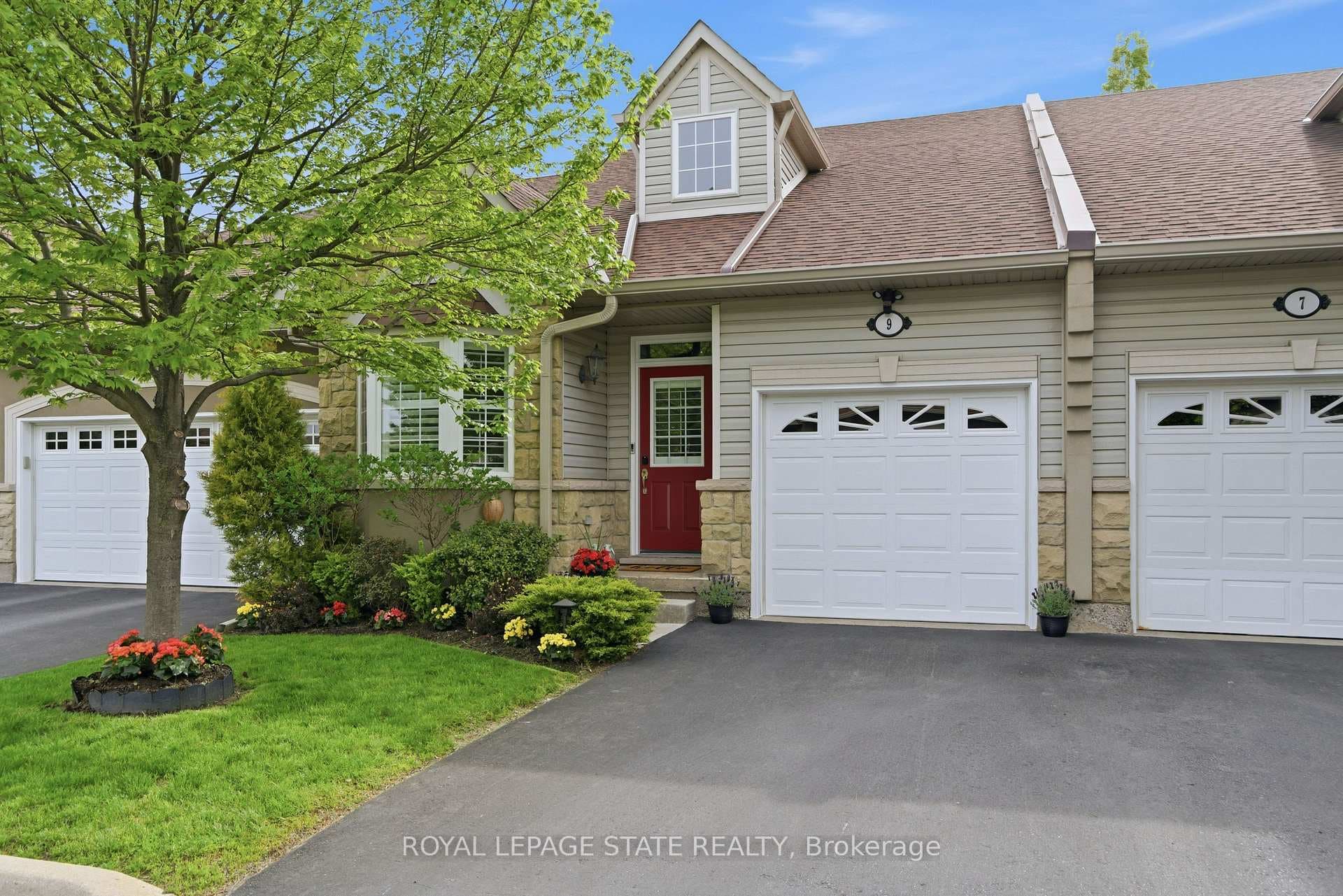 212 Stonehenge Drive Unit 9