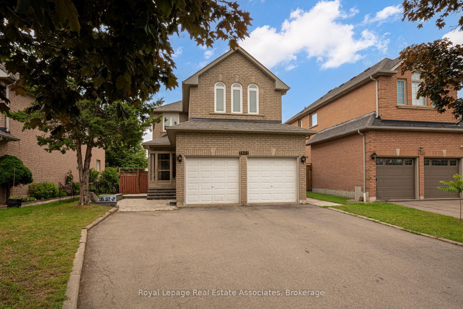 5453 Middleport Crescent
