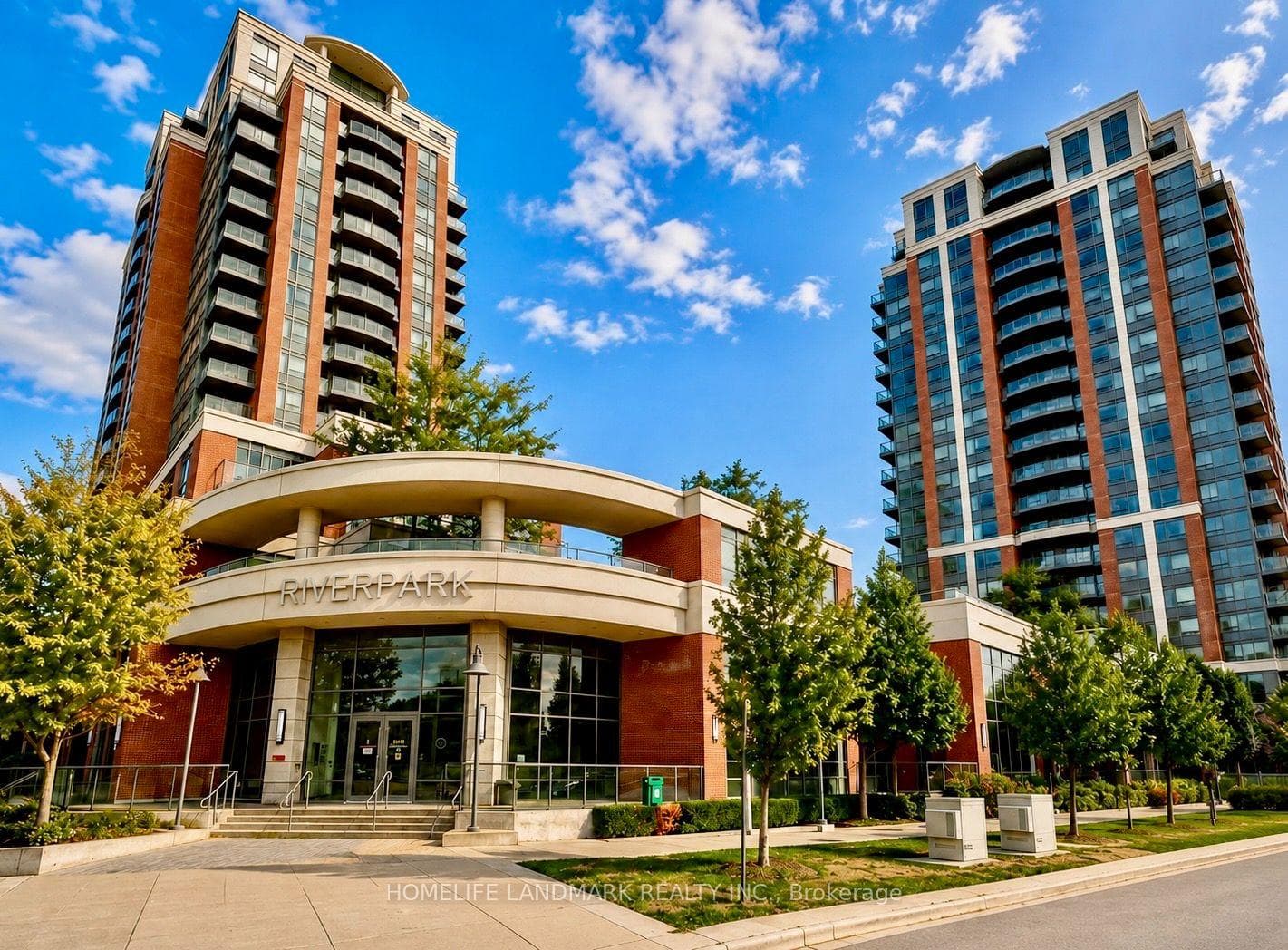 1 Uptown Drive Unit 1702
