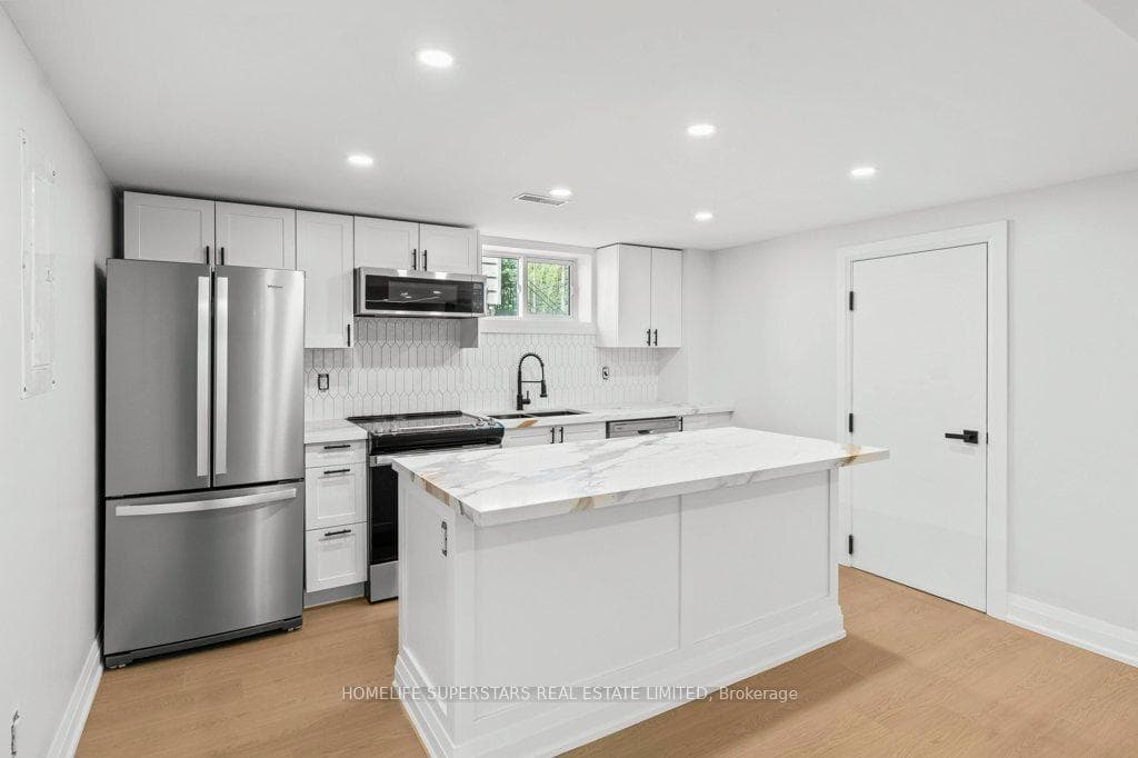 855 Garth Street Unit Lower