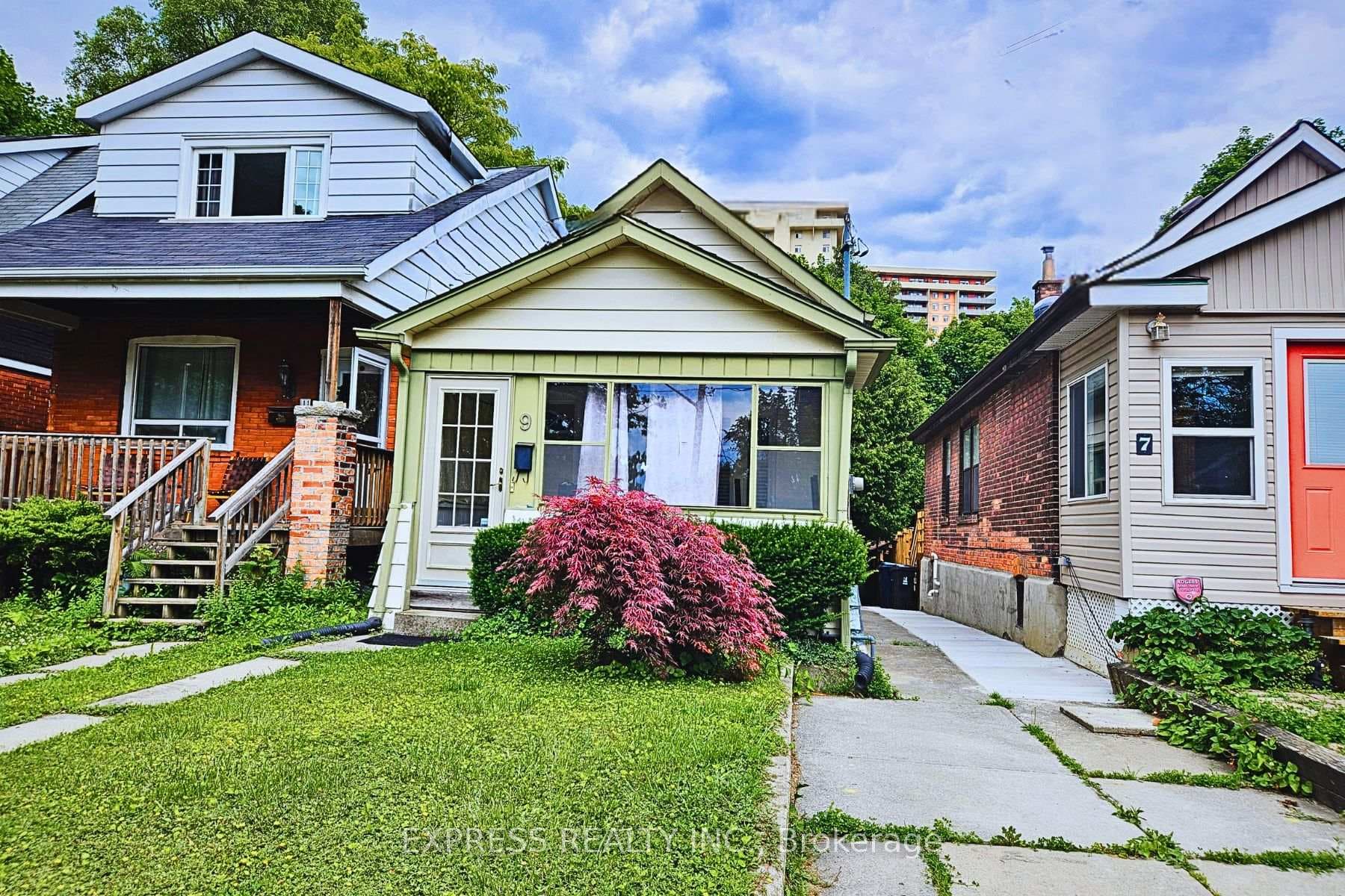 9 Bryant Avenue