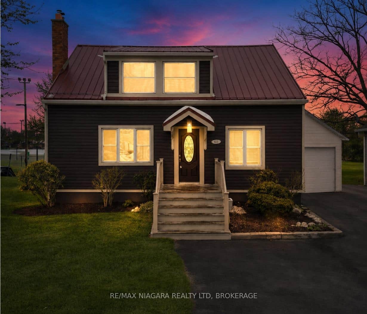 401 Fielden Avenue
