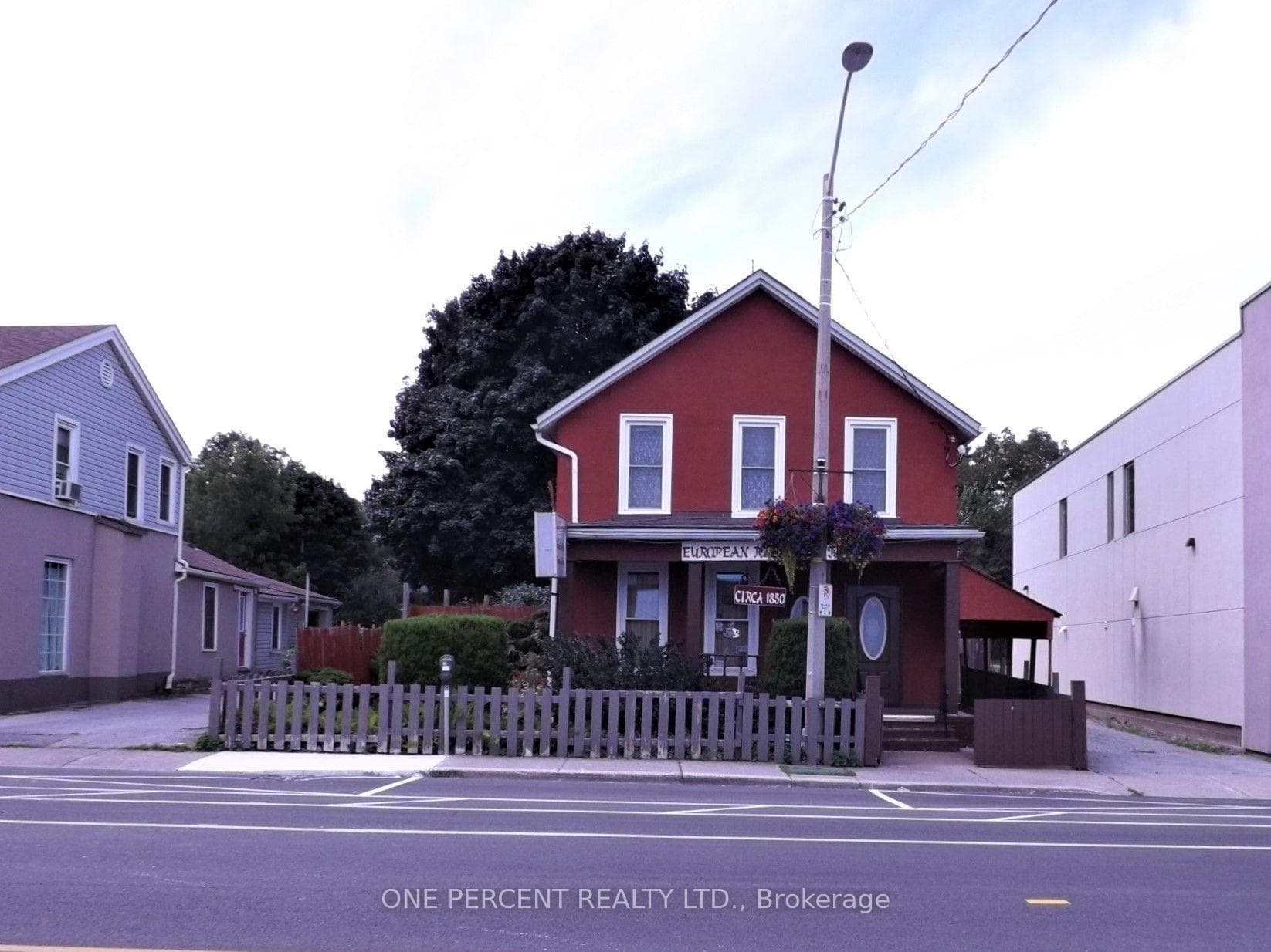 5815 Main Street