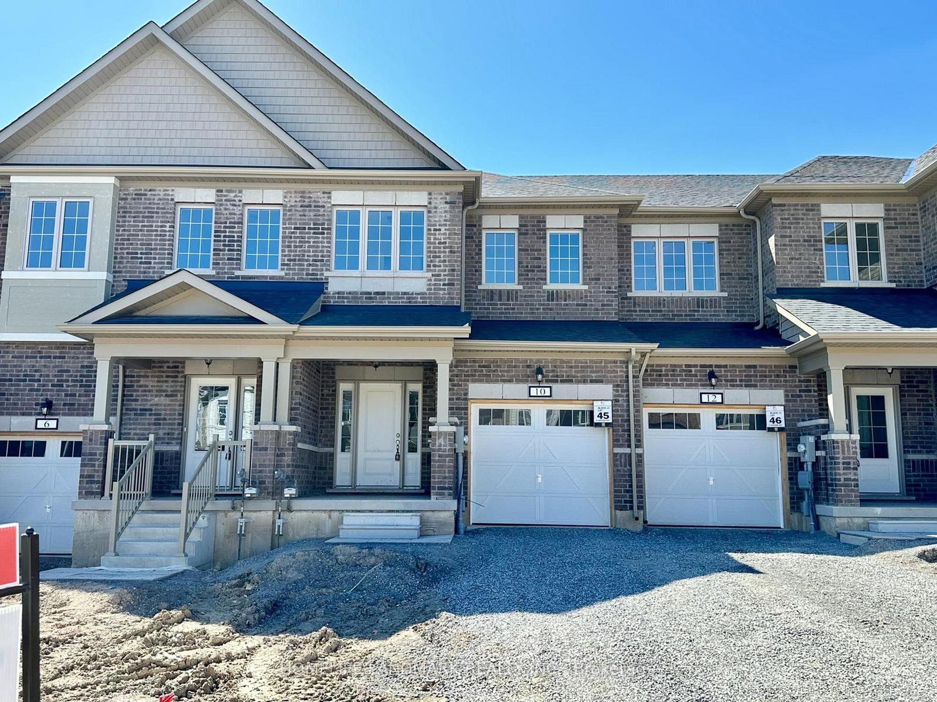 10 Sapphire Way
